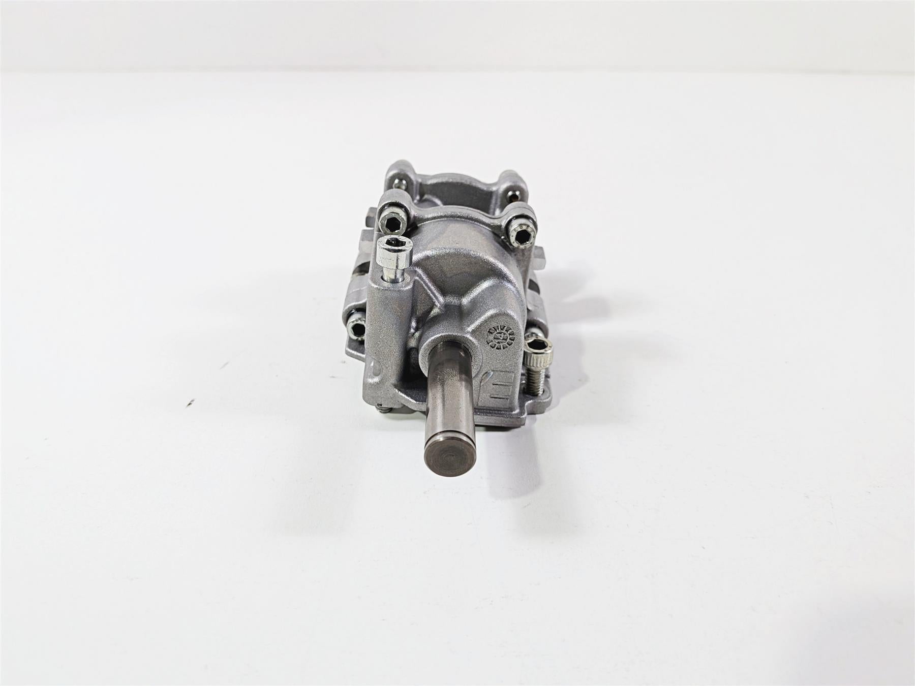 2016 Aprilia RSV 1100 Tuono V4 Factory Oil Pump 2A000539 {{ shop.shopifyCountryName }} - Mototech271