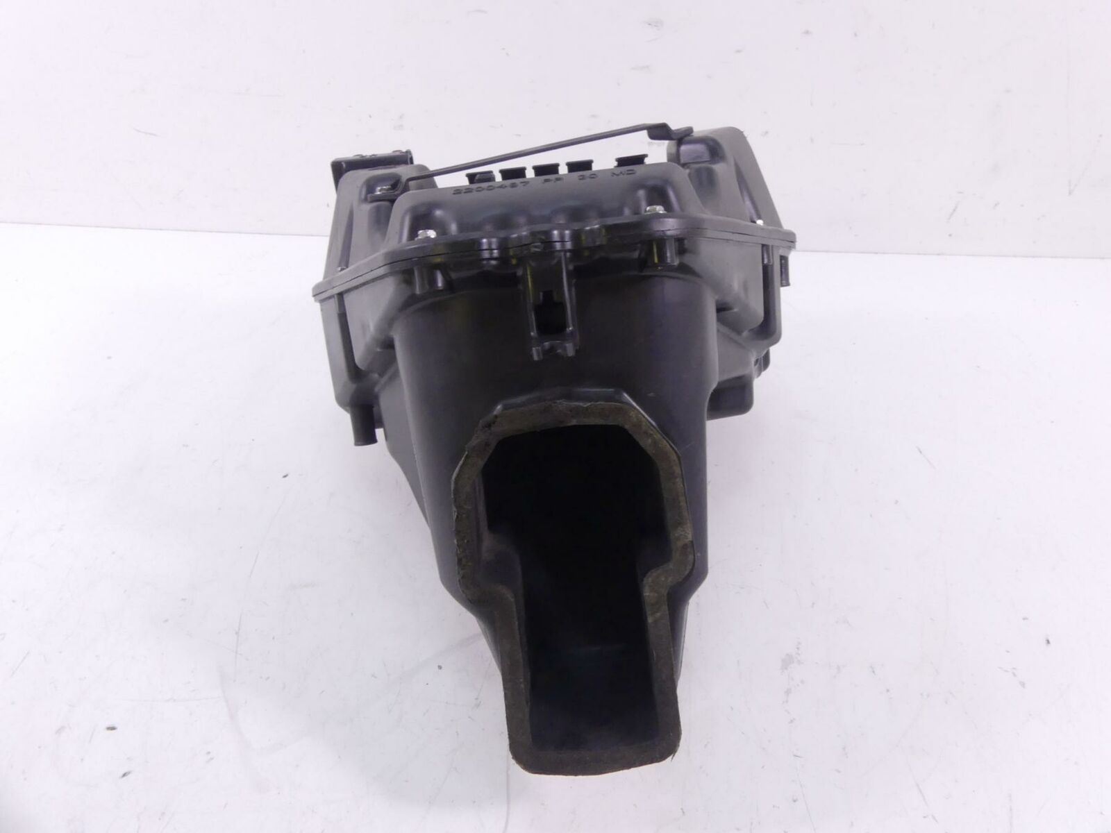 2009 Triumph Street Triple 675R Air Filter Cleaner Breather Box T2200492 {{ shop.shopifyCountryName }} - Mototech271