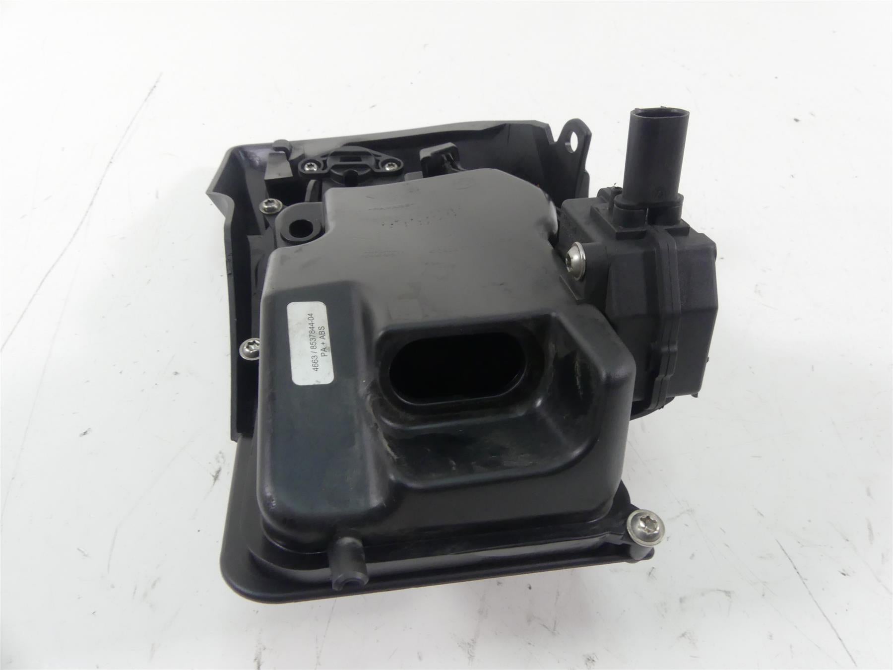 2017 BMW R1200RT K52 Right Glove Box Storage Compartment 46638544958 {{ shop.shopifyCountryName }} - Mototech271