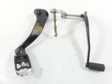 2019 Harley Softail FXBB Street Bob Shifter Shift Lever & Mid Footpeg 33600234 {{ shop.shopifyCountryName }} - Mototech271