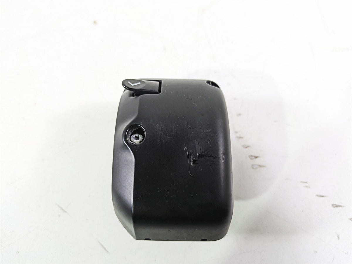 2018 Indian Chieftain Dark Horse Right Hand Control Switch 4016911 4018445 {{ shop.shopifyCountryName }} - Mototech271