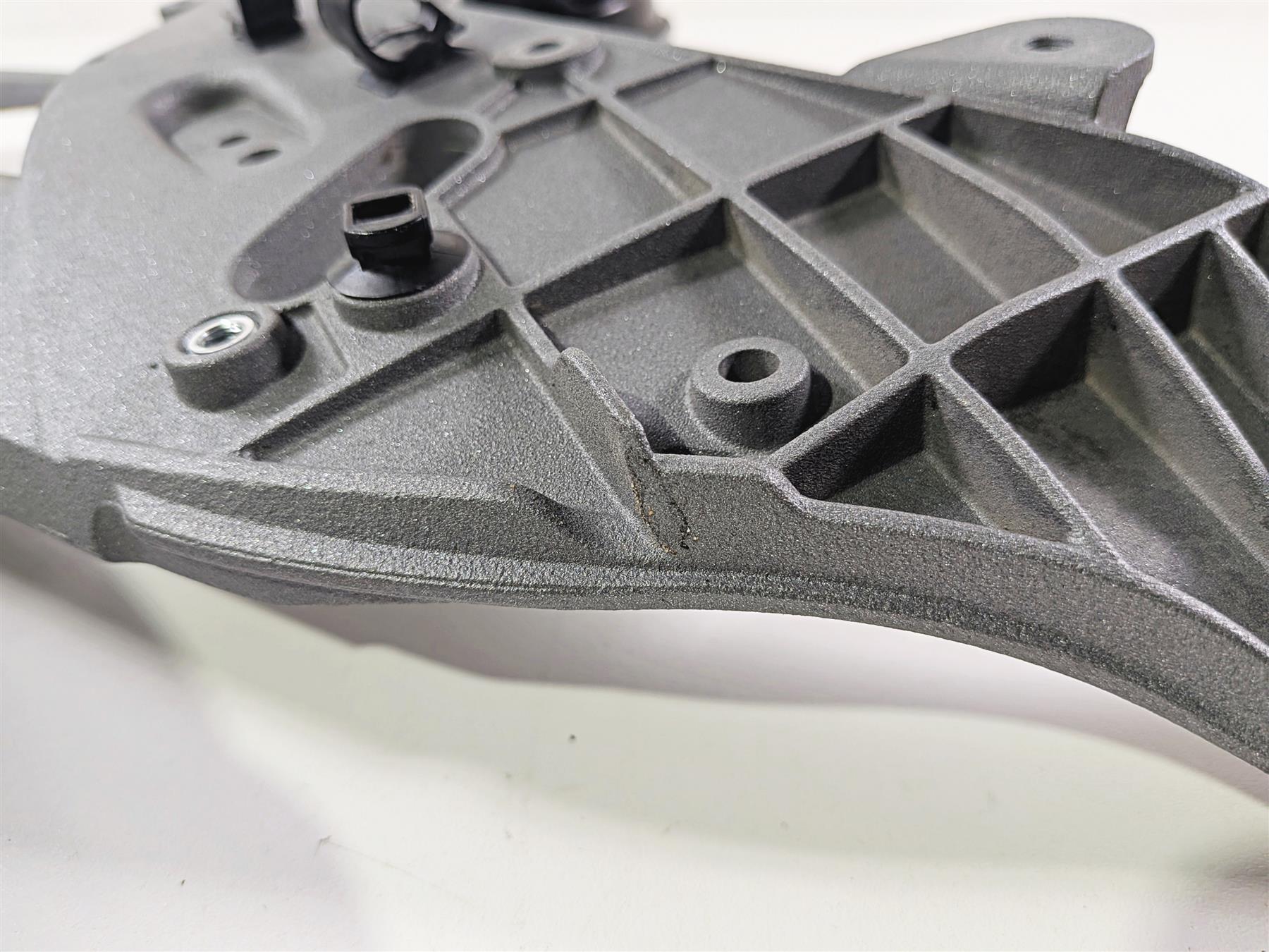 2016 BMW R1200 GS K50 Front Center Stay Carrier Mount 46638528673 46638528674 {{ shop.shopifyCountryName }} - Mototech271