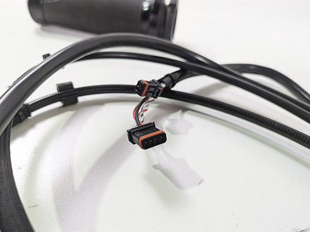 2014 Harley FXDF Dyna Fat Bob Right Hand Control Switch & Blinker 72944-12 {{ shop.shopifyCountryName }} - Mototech271