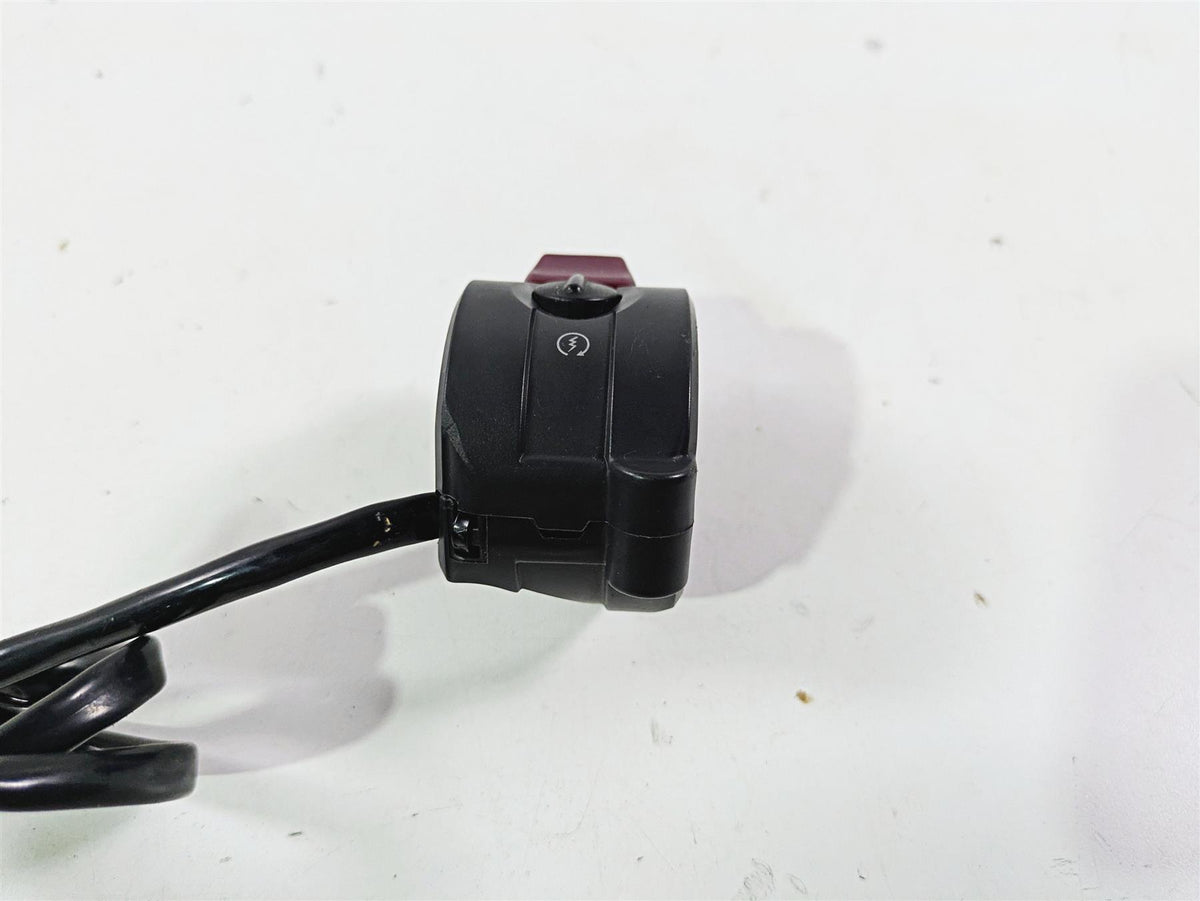 2016 Ducati Monster 1200 S Right Hand Control Switch Start Kill 65010121E {{ shop.shopifyCountryName }} - Mototech271
