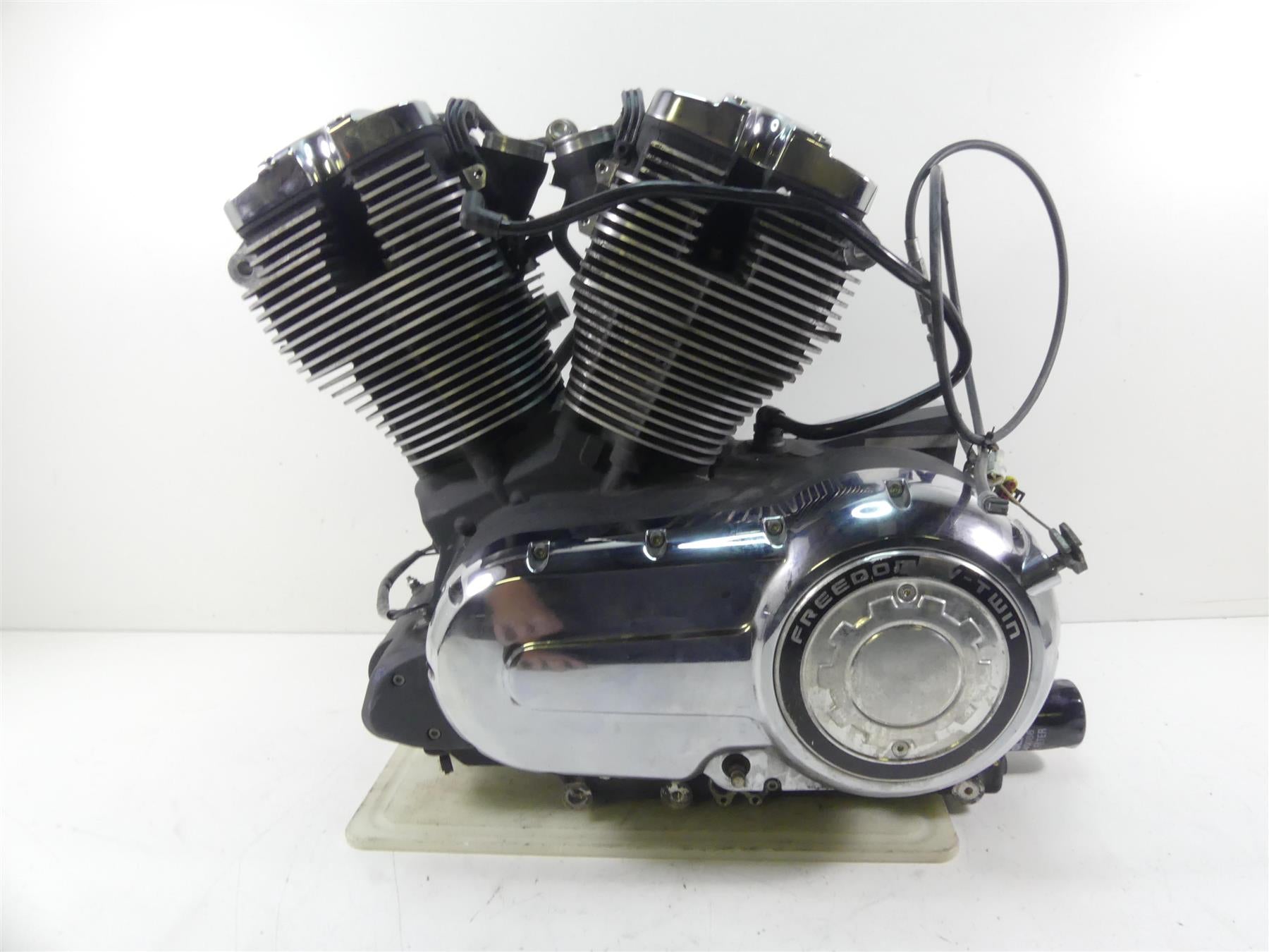 2012 Victory Cross Country Running Engine Motor Transmission 55k - Video 1204760 {{ shop.shopifyCountryName }} - Mototech271