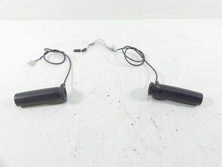 2011 Victory Vision Tour Left Right Heated Grip + Wiring Set 5413493 {{ shop.shopifyCountryName }} - Mototech271