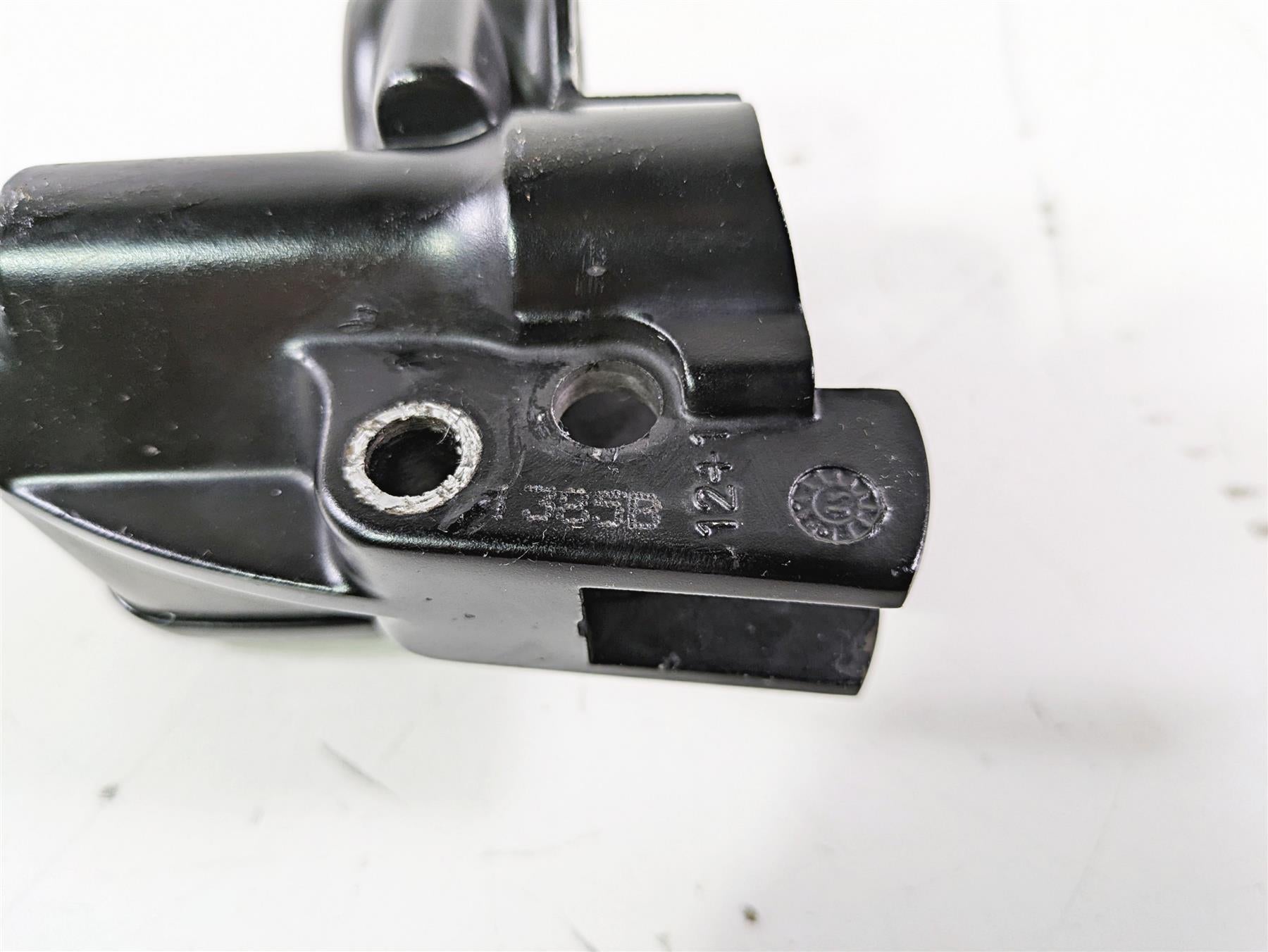 2015 Harley FXDL Dyna Low Rider Front Brake Master Cylinder 11/16 45170-08F {{ shop.shopifyCountryName }} - Mototech271