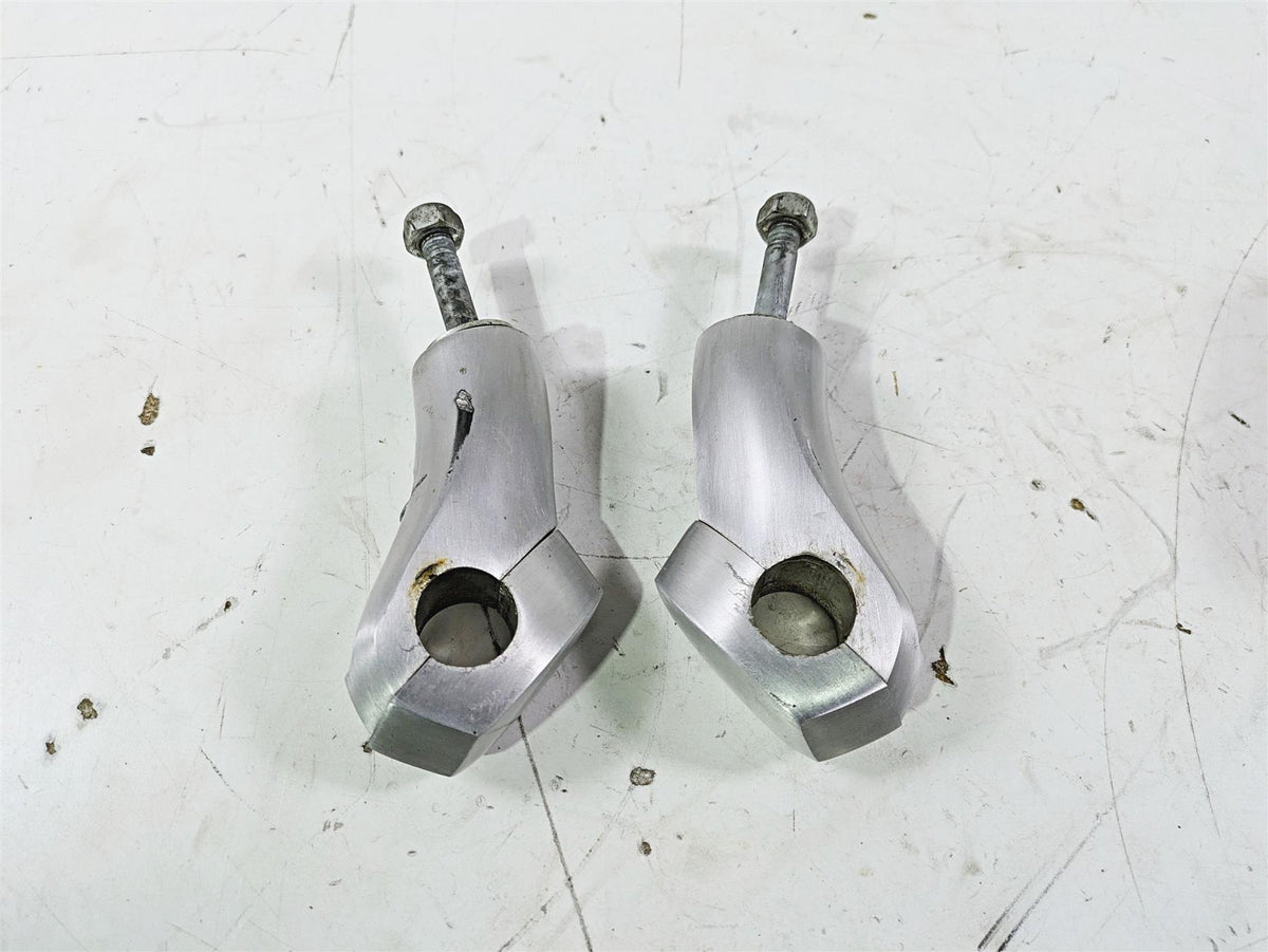 2004 Victory Kingpin Handlebar Riser Holder Set 1821325 1821325 {{ shop.shopifyCountryName }} - Mototech271