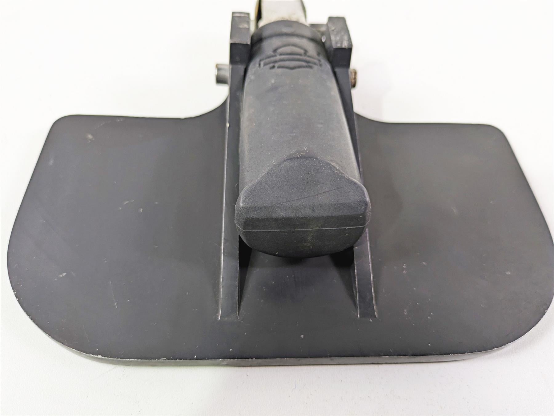 2018 Harley FLHCS Softail Heritage 115th Rear Passenger Floorboard Set 50500744 {{ shop.shopifyCountryName }} - Mototech271