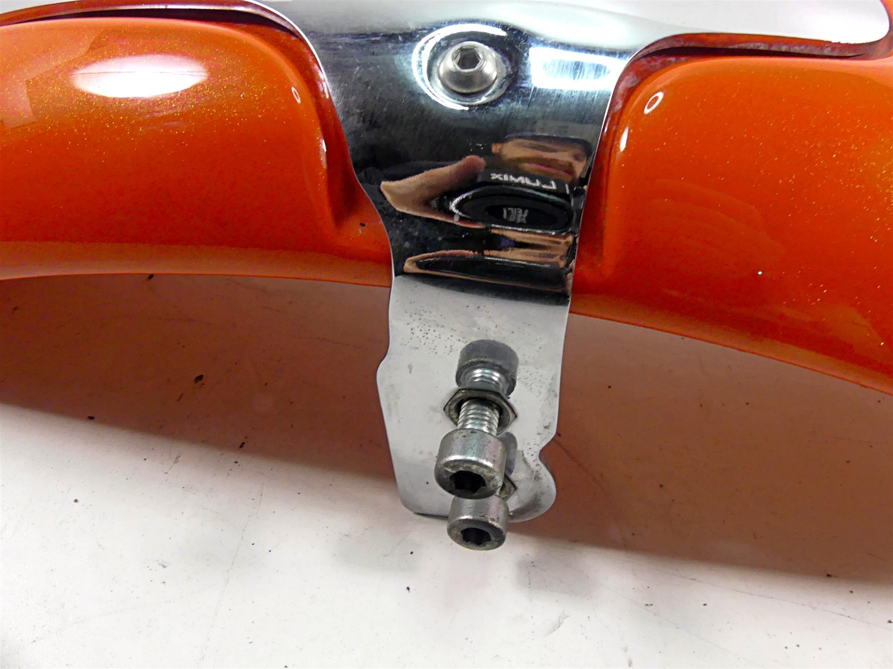 2005 Harley VRSCSE CVO V-Rod Front Fender & Bracket Orange 59115-05 59020-01A {{ shop.shopifyCountryName }} - Mototech271