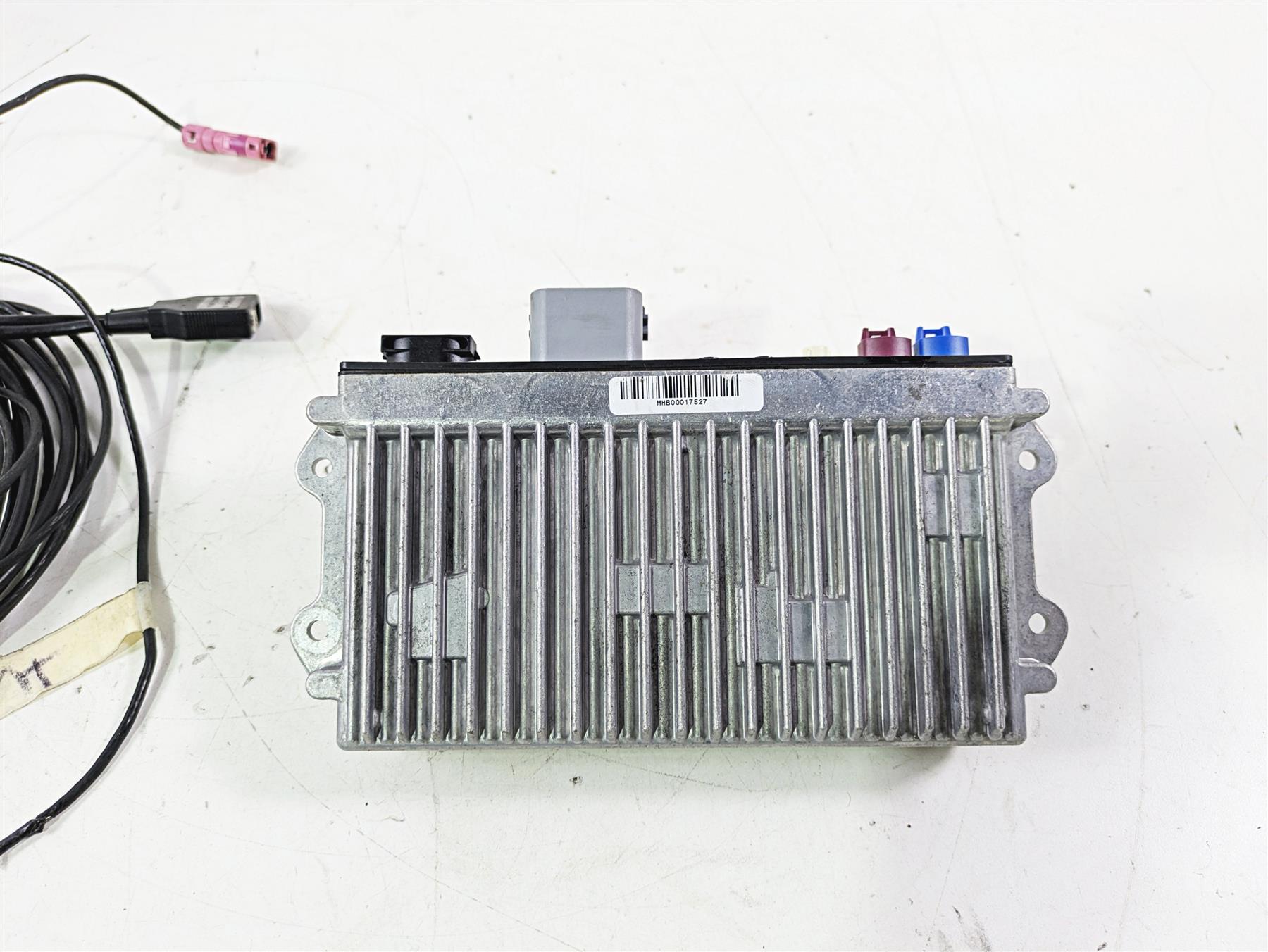 2015 BMW K1600 GT K48 Audio Amp & Wiring & Antenna Set 65128542065 65128542064 {{ shop.shopifyCountryName }} - Mototech271