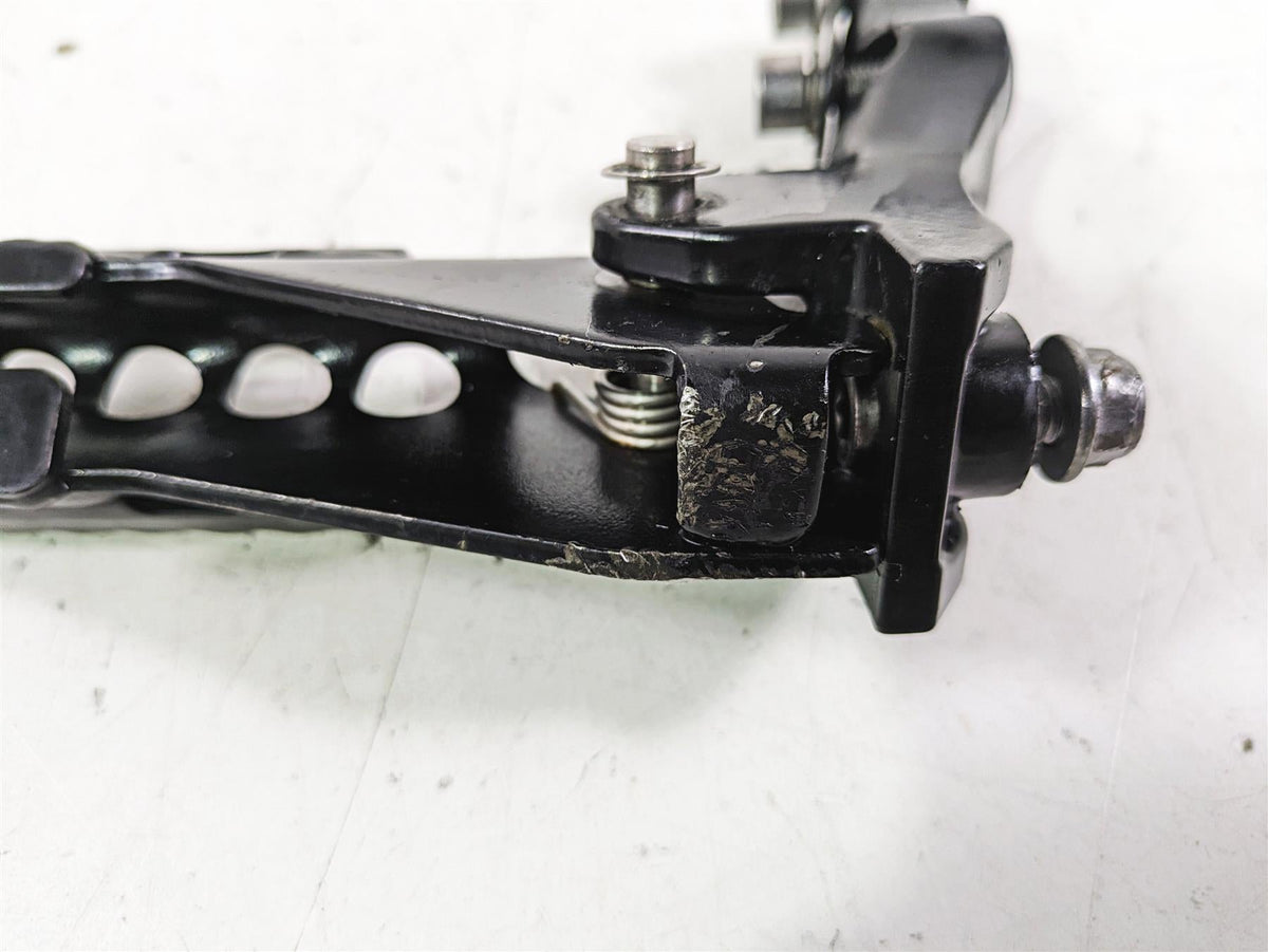 2020 Triumph Street Scrambler 900 Left Rider Footpeg Foot Peg T2082356 {{ shop.shopifyCountryName }} - Mototech271