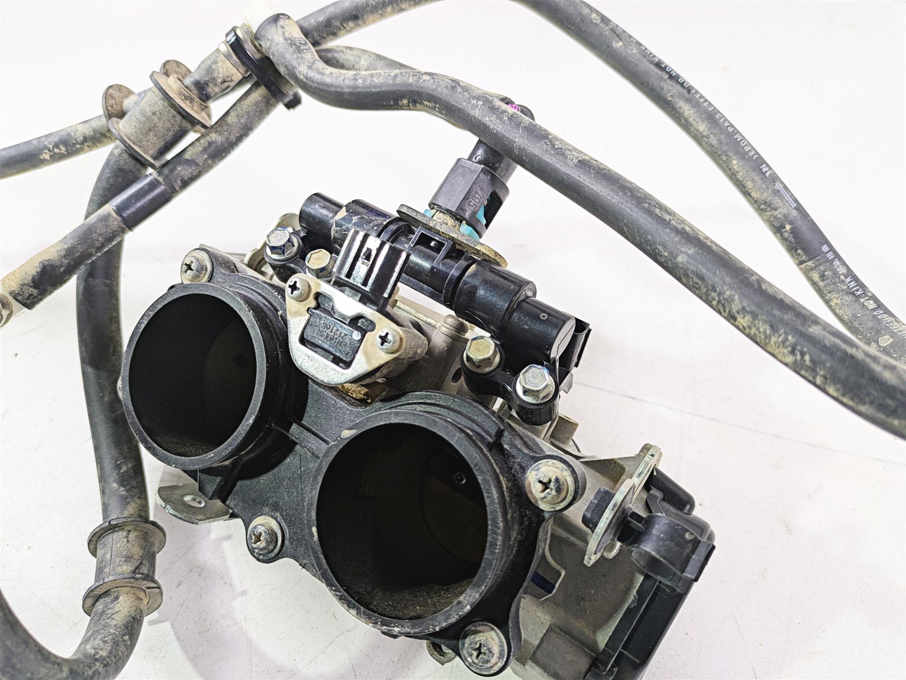 2023 Honda Talon SXS1000 S2R Throttle Body Fuel Injection Set 16400-HL6-B02 {{ shop.shopifyCountryName }} - Mototech271