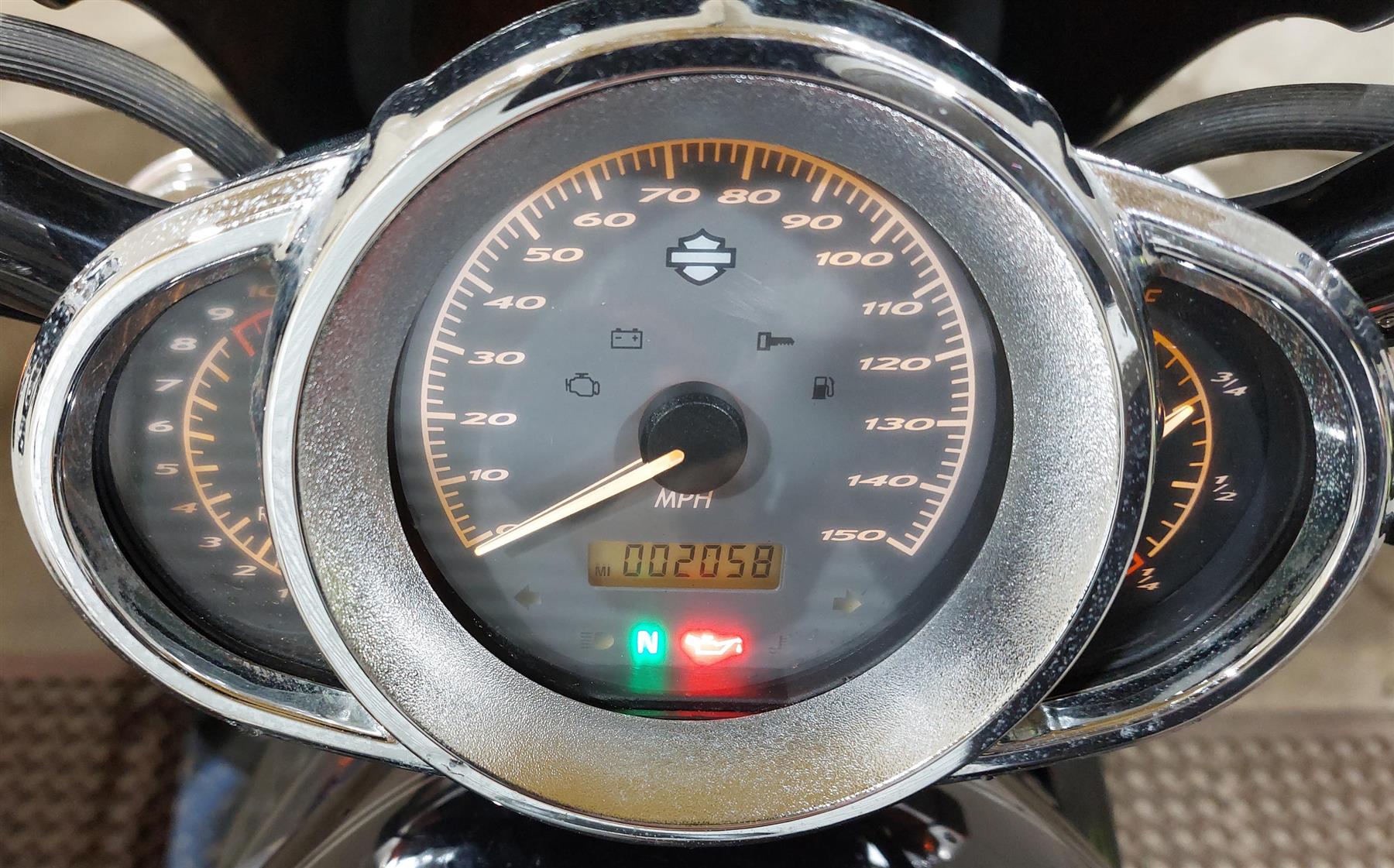 2006 Harley VRSCD Night Rod Speedometer Instrument Gauges - 2K Only 67453-05A {{ shop.shopifyCountryName }} - Mototech271