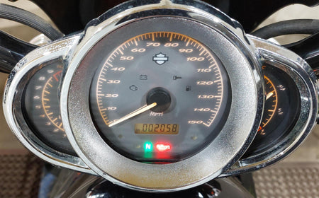 2006 Harley VRSCD Night Rod Speedometer Instrument Gauges - 2K Only 67453-05A {{ shop.shopifyCountryName }} - Mototech271