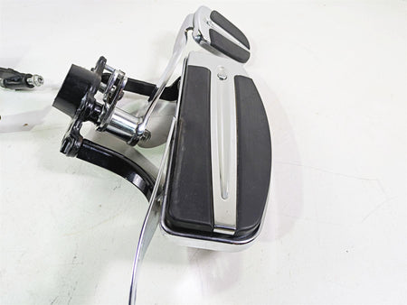2015 Harley Touring FLHTKL Electra Glide Slipstream Floor Board Pedal & Shifter {{ shop.shopifyCountryName }} - Mototech271