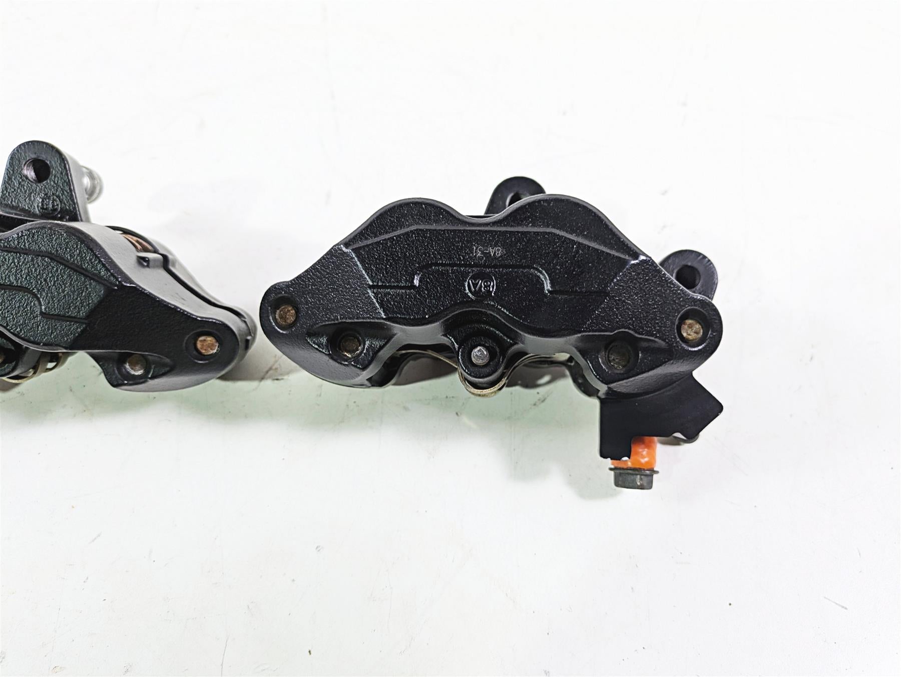 2018 Indian Chieftain Limited Front Brake Caliper Set 1912390 1912391 {{ shop.shopifyCountryName }} - Mototech271
