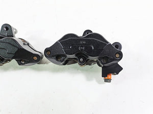 2018 Indian Chieftain Limited Front Brake Caliper Set 1912390 1912391