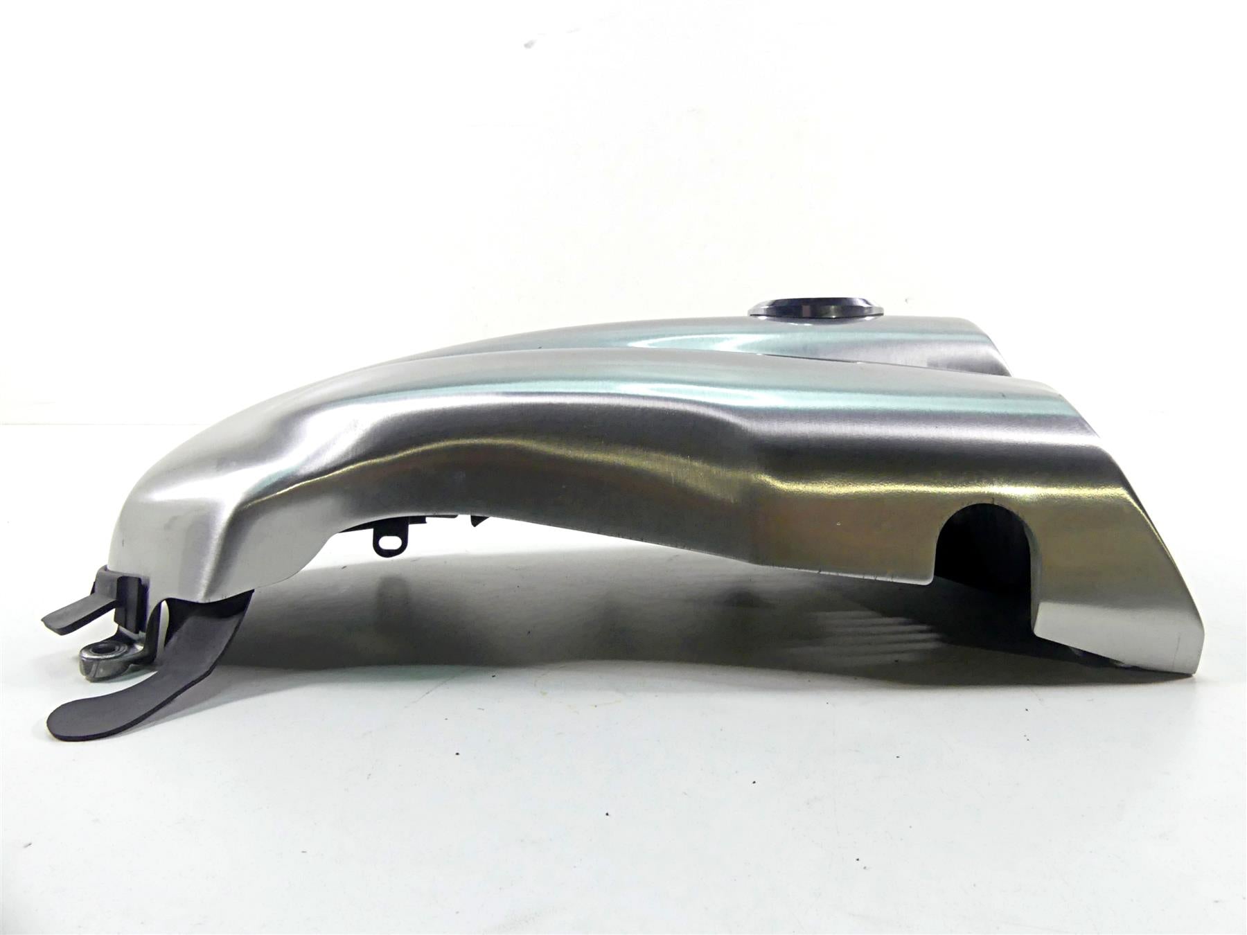 2012 Yamaha VMX17 VMAX 1700 Right Air Scoop Ram Cover Fairing 2S3-21721-00-P0 {{ shop.shopifyCountryName }} - Mototech271