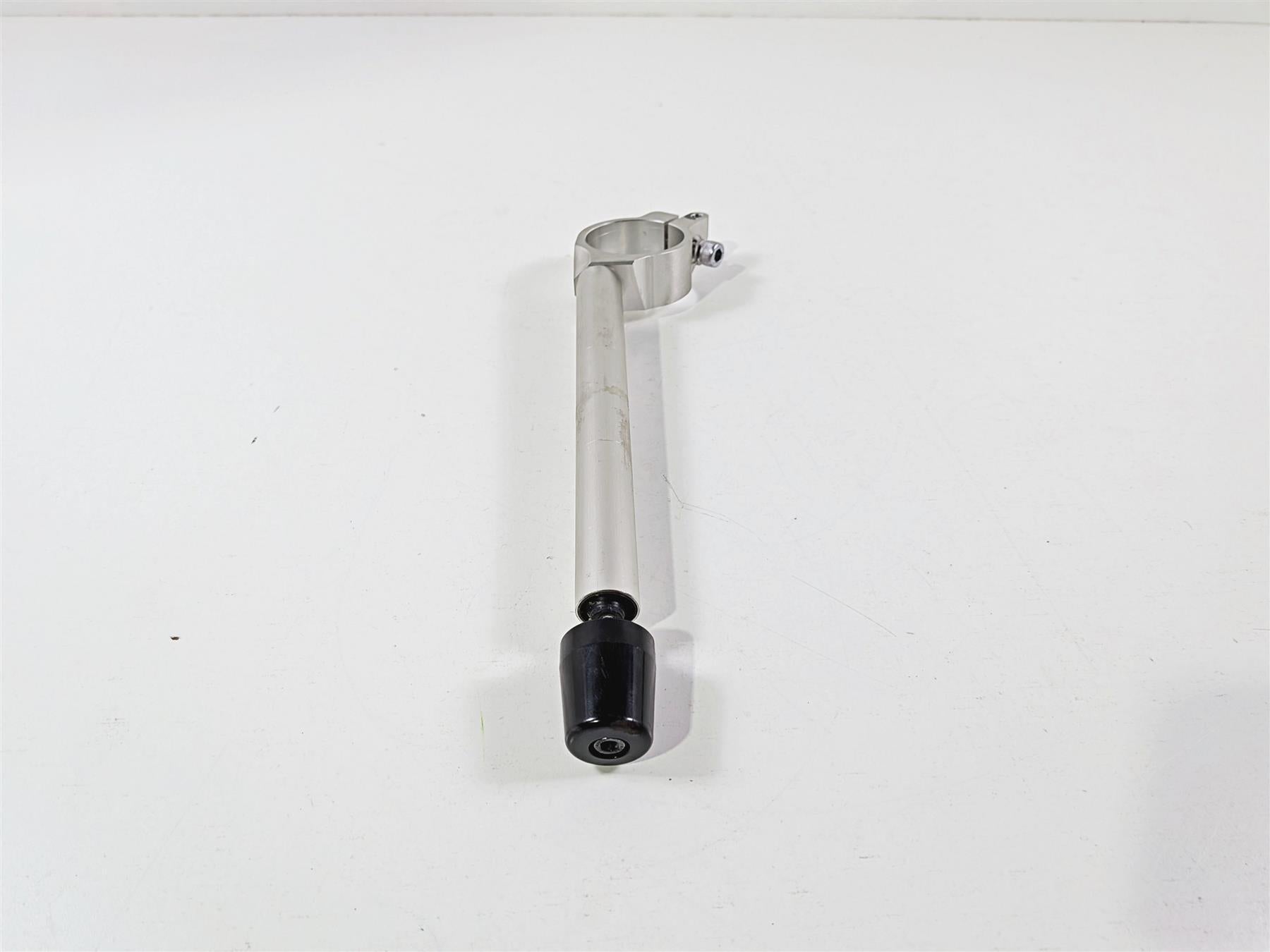 2025 Yamaha YZF R7 Oem Left Hand Clip On Handle Bar Handlebar BEB-26121-00-00 {{ shop.shopifyCountryName }} - Mototech271