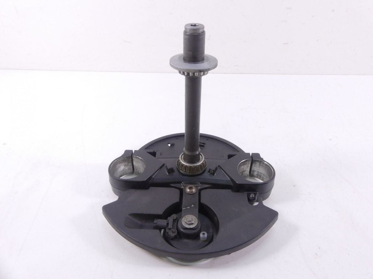 2010 BMW F800GS K72 Lower Triple Tree Steering Yoke 57mm + Cover 31427698362 {{ shop.shopifyCountryName }} - Mototech271