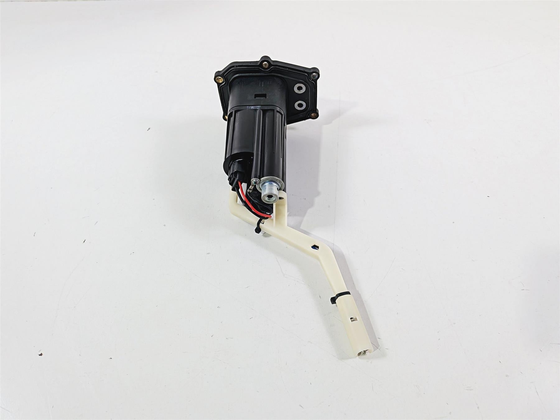 2016 Ducati Hypermotard 939 SP Fuel Gas Petrol Pump - Tested 16024281A-Mototech271