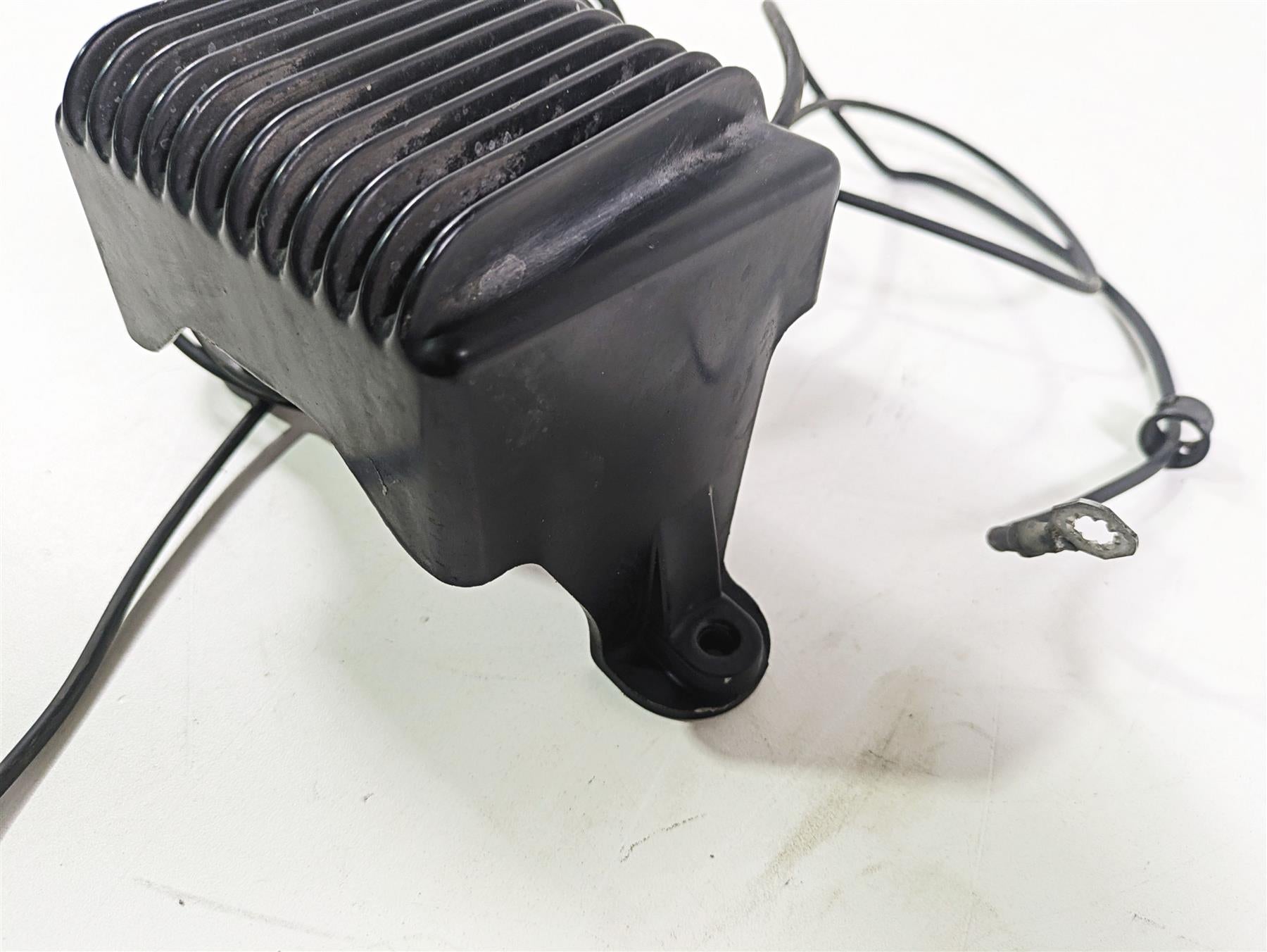 1996 Harley Touring FLHTCUI Electra Glide Rectifier Voltage Regulator 74505-95A {{ shop.shopifyCountryName }} - Mototech271