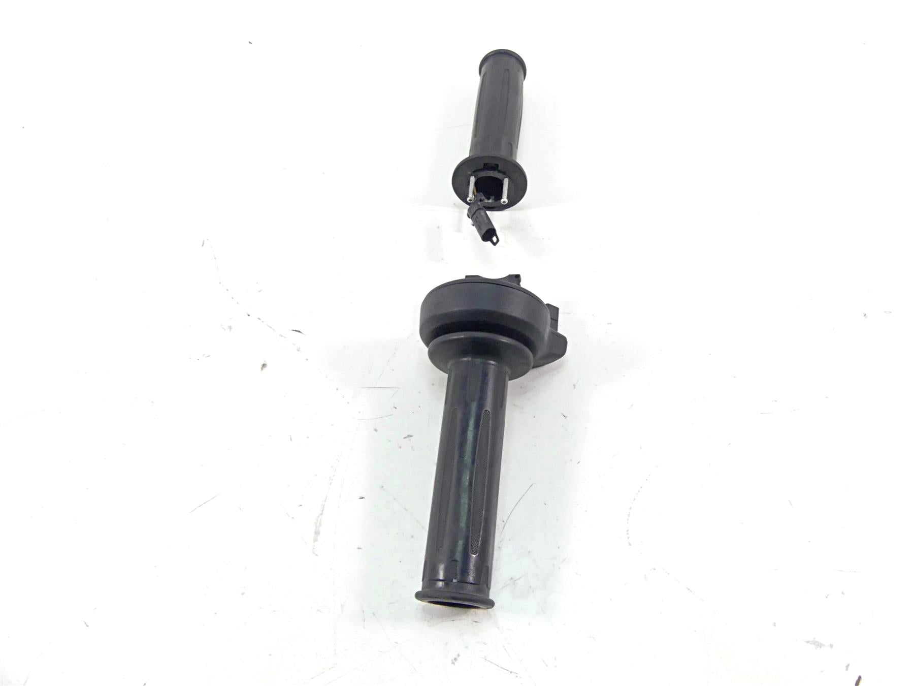 2016 BMW R1200GS Adv K51 Heated Hand Grip Set -Cruise 61318552120 61318549455 {{ shop.shopifyCountryName }} - Mototech271