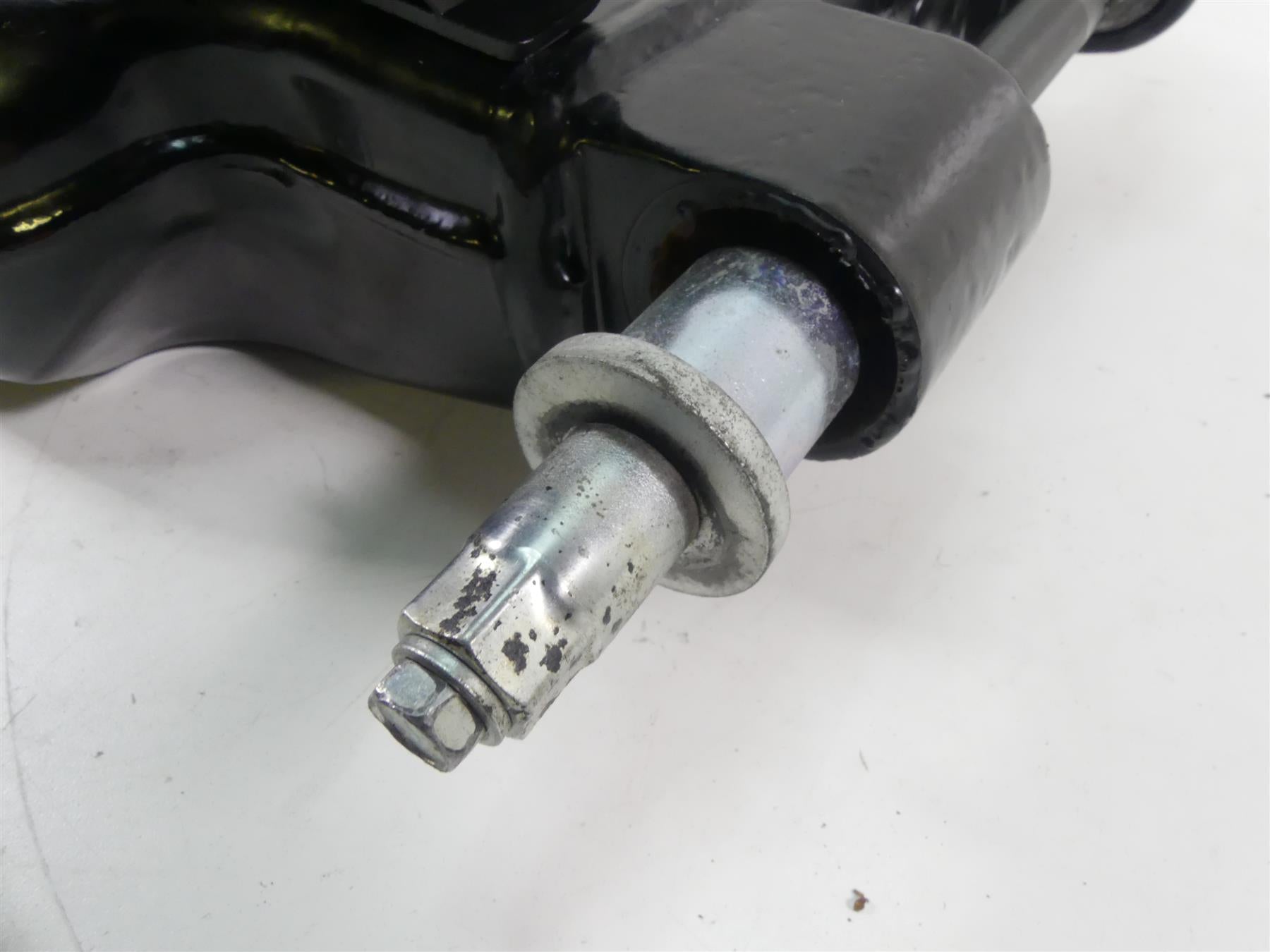 2014 Harley Touring FLHXS Street Glide Sp Swingarm Swing Arm + Axle 45470-09 {{ shop.shopifyCountryName }} - Mototech271