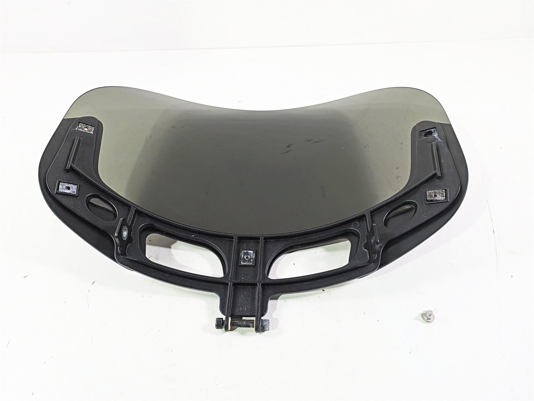 2018 Indian Chieftain Limited Short Windshield Wind Shield & Bracket 2881797 {{ shop.shopifyCountryName }} - Mototech271