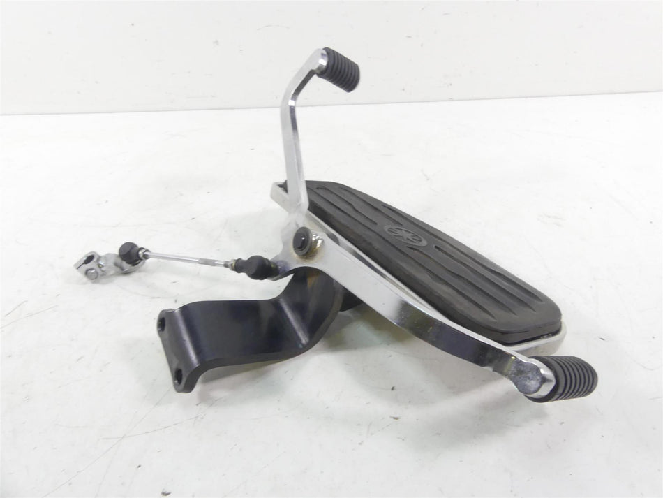 2002 Yamaha XVS1100 V-Star Left Footboard Floor Board + Shifter 5KS-27410-00-00 {{ shop.shopifyCountryName }} - Mototech271