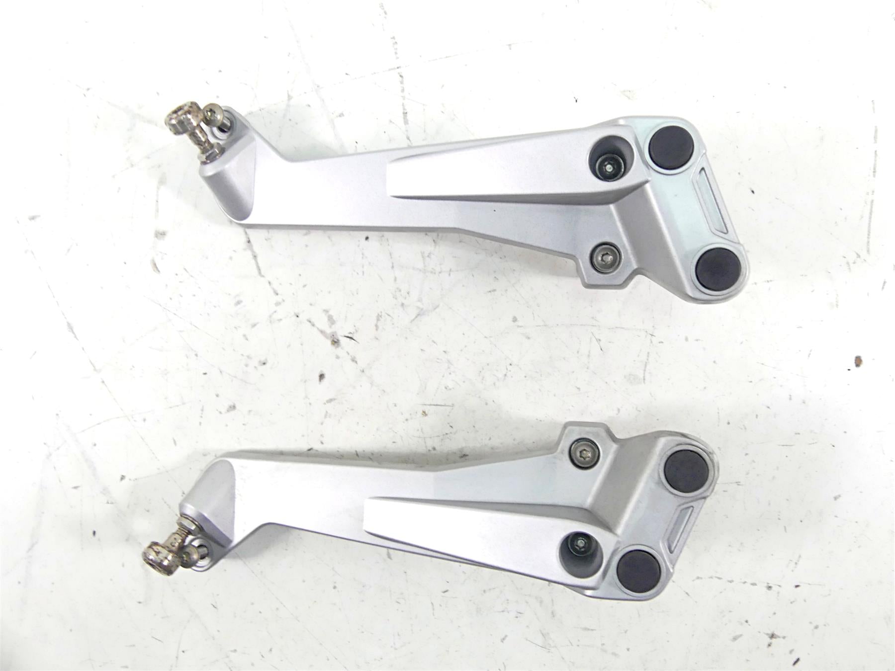 2009 BMW R1200 GS K25 Saddlebag Mount Case Holder Set 46547695986 {{ shop.shopifyCountryName }} - Mototech271