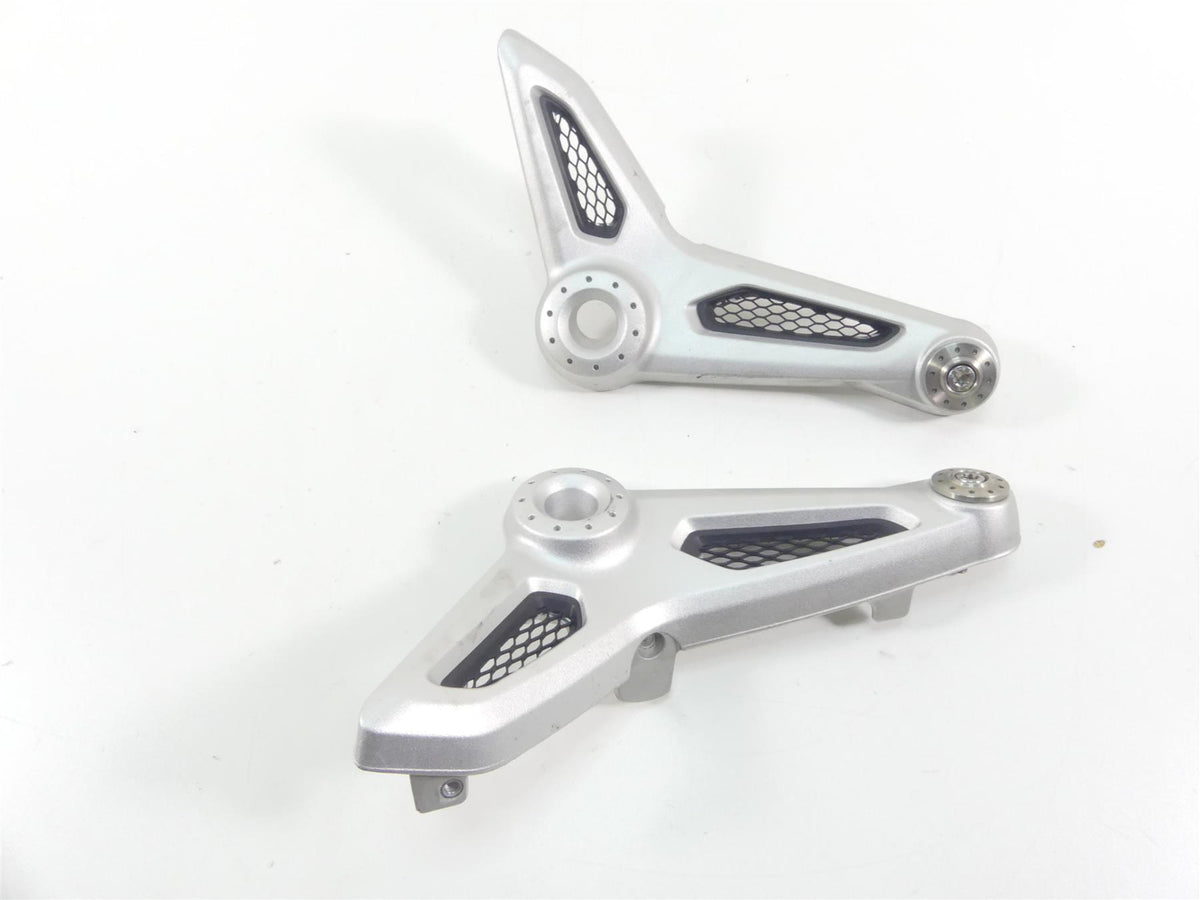 2016 BMW R nineT R9T K21 Front Rider Seat Support Brackets Set 46638531189 {{ shop.shopifyCountryName }} - Mototech271