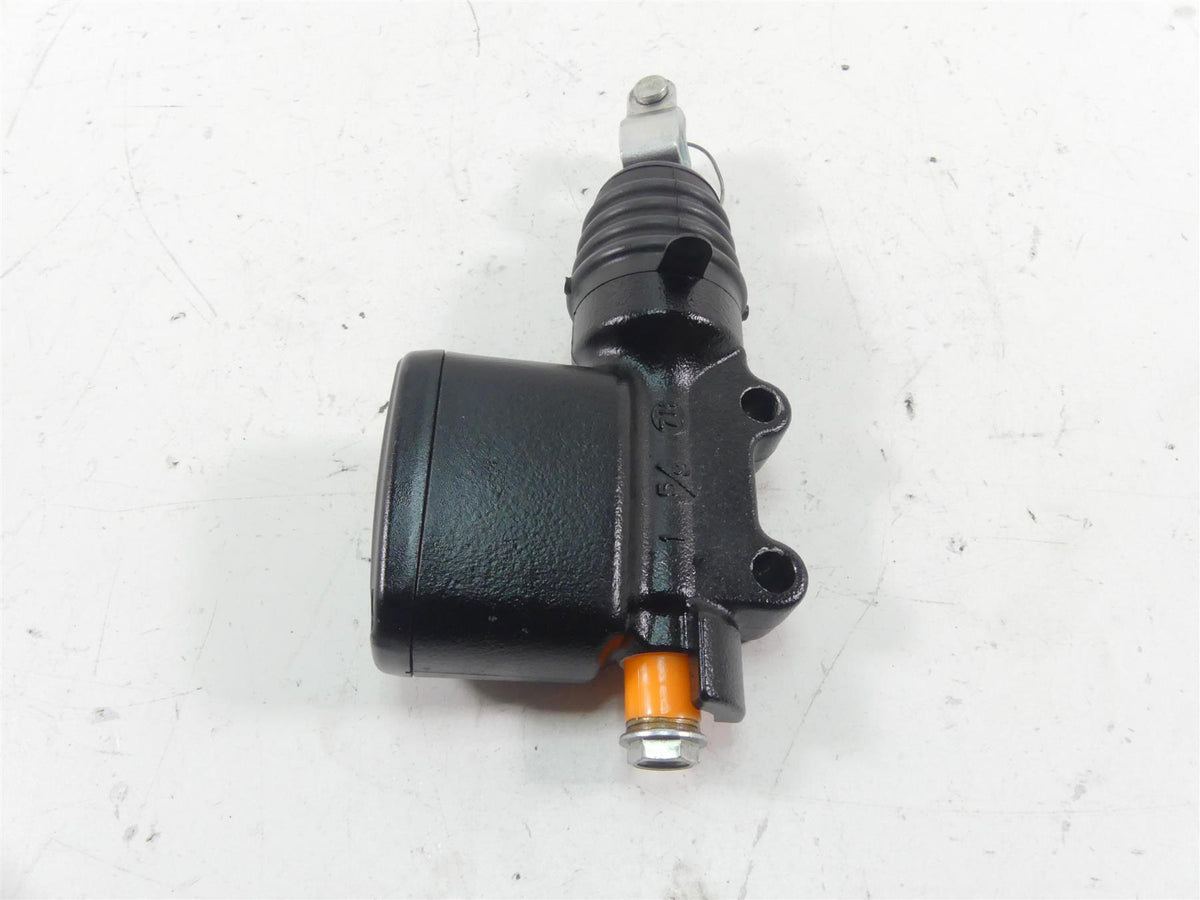 2018 Harley Softail FXBB Street Bob Rear Brake Master Cylinder 5/8" 41700460 {{ shop.shopifyCountryName }} - Mototech271