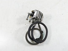 Load image into Gallery viewer, 1997 Kawasaki VN1500 Vulcan Tokico Front Brake Caliper &amp; Line Read 43041-1587-GN
