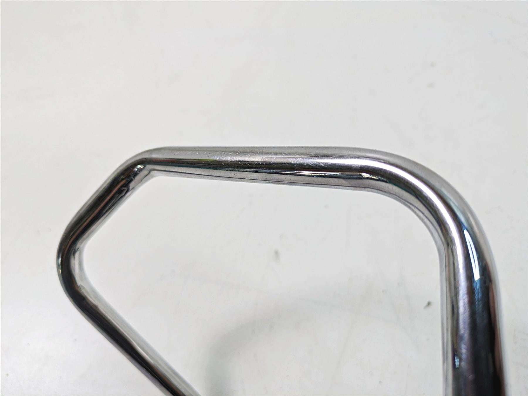 2005 Harley Touring FLHTCUI Electra Glide Passenger Hand Rail Grab 91583-99 {{ shop.shopifyCountryName }} - Mototech271
