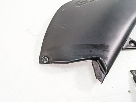 2007 BMW R1200GS K255 Adv Between Leg Side Cover Set 46637698234 46637727269 {{ shop.shopifyCountryName }} - Mototech271