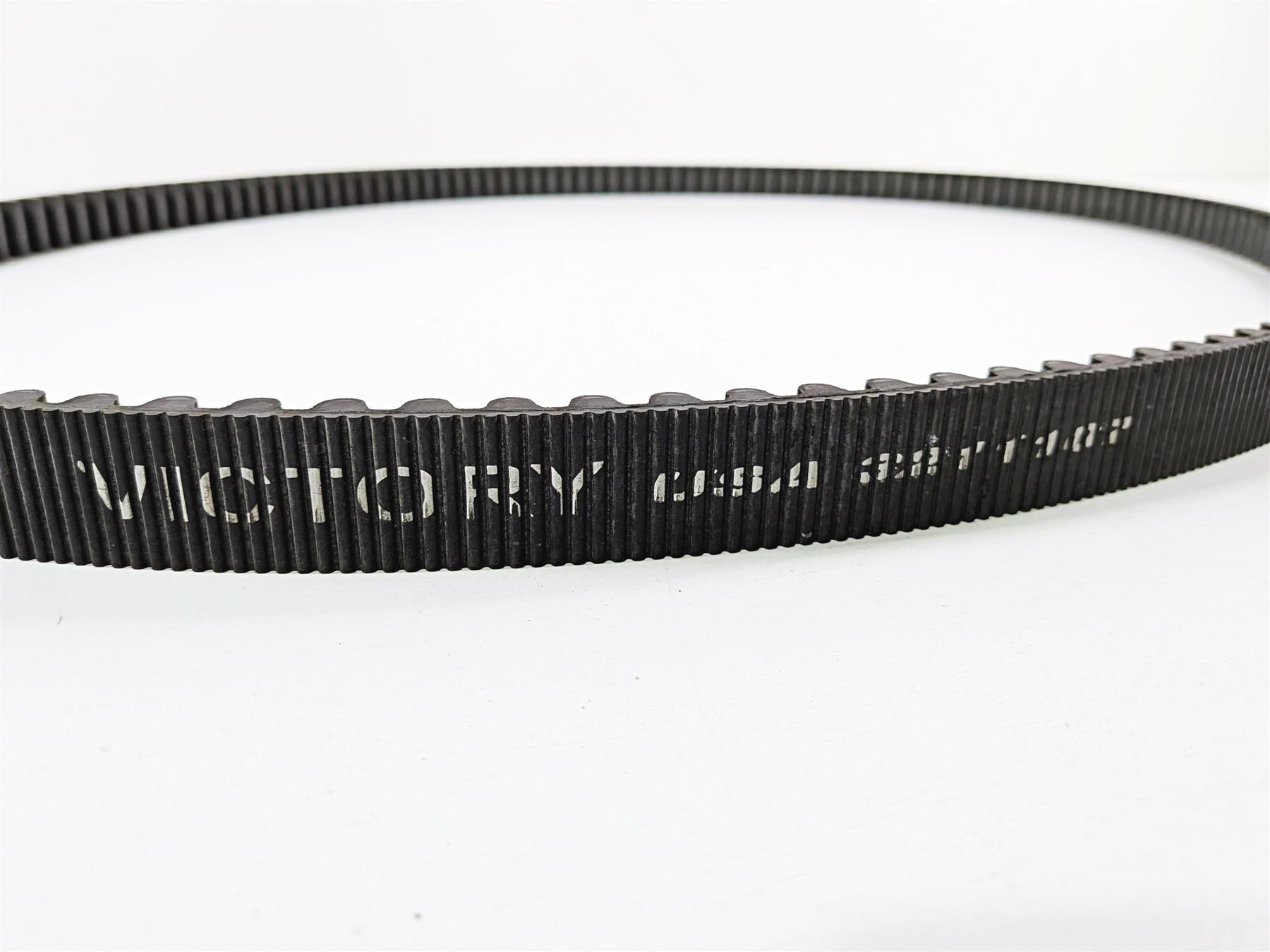 2013 Victory Vision Tour Rear Drive Belt 154T 28Mm 3211107 {{ shop.shopifyCountryName }} - Mototech271