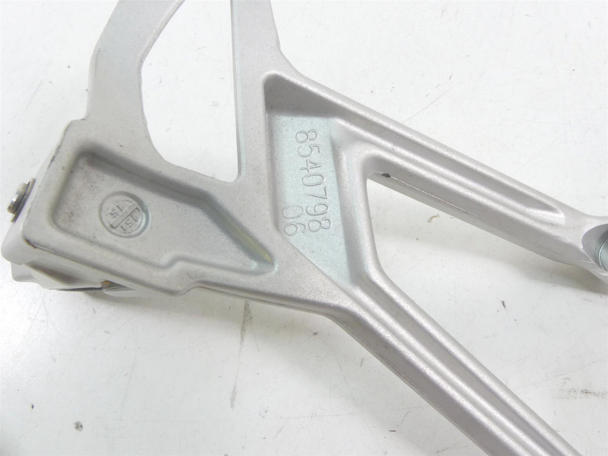 2016 BMW R1200RS K54 Rear Passenger Pillion Footpeg Foot Peg Set 46718540798 {{ shop.shopifyCountryName }} - Mototech271