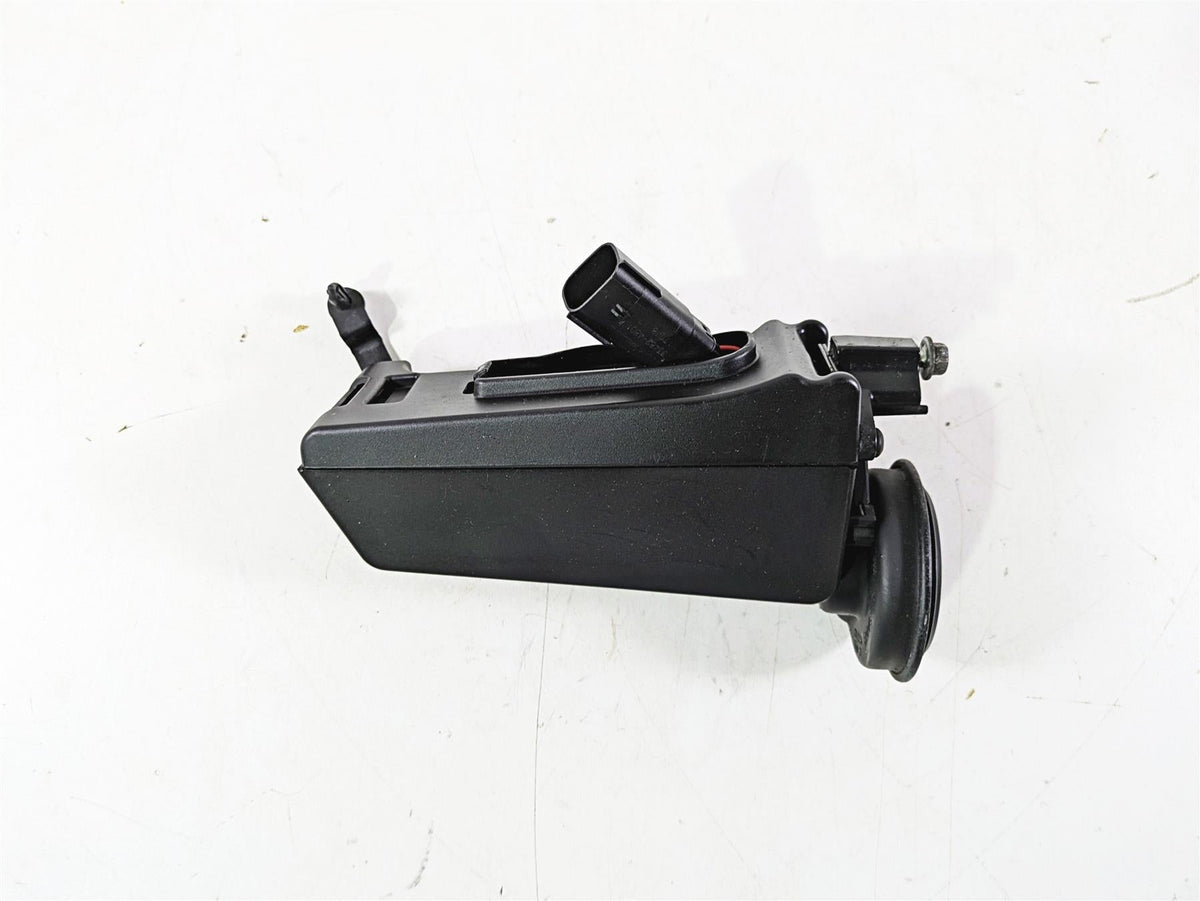 2018 Harley Softail FXFBS Fat Bob Horn + Wiring Box 69201654 {{ shop.shopifyCountryName }} - Mototech271
