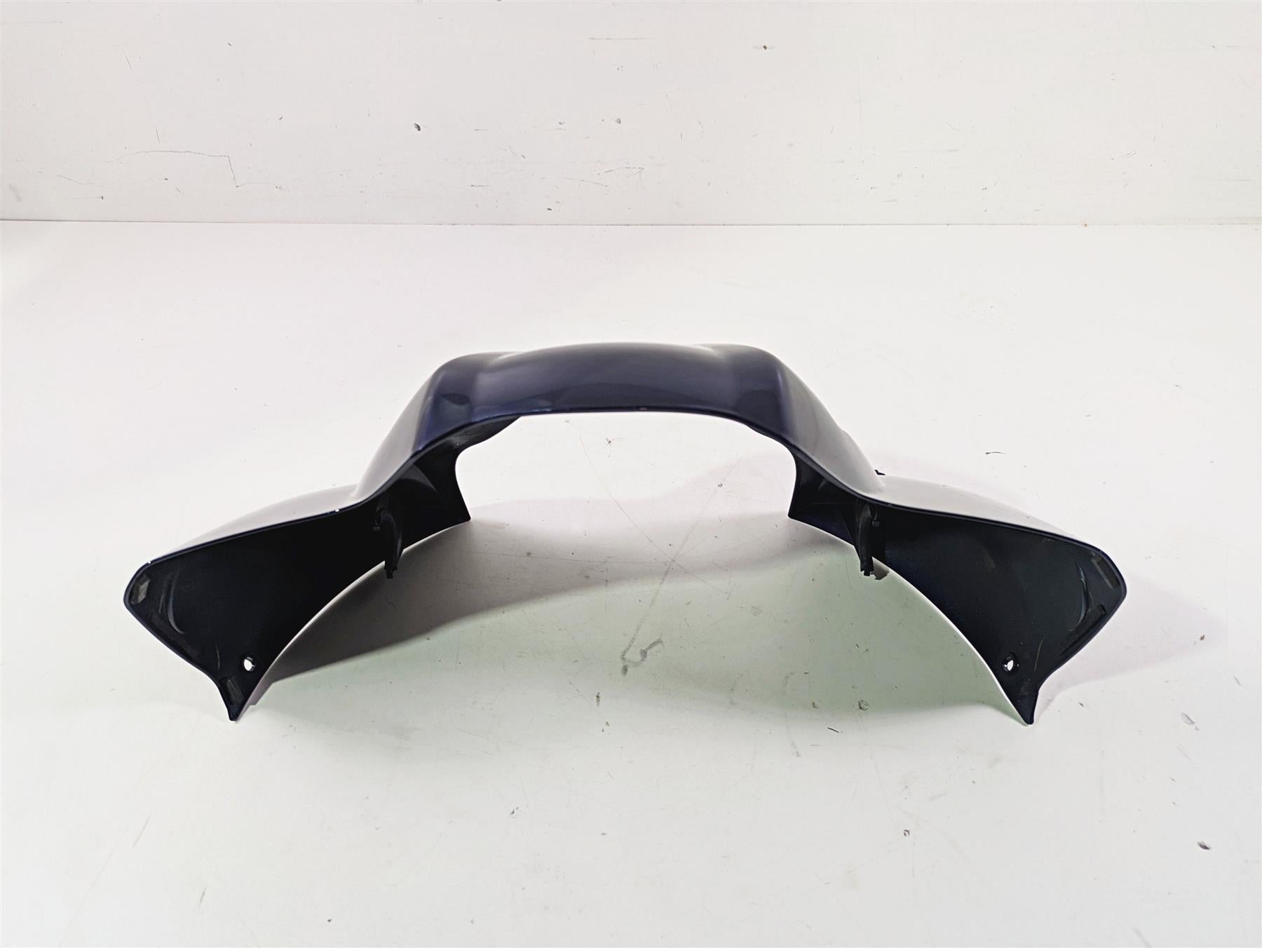 2009 Yamaha FZ1 FZS10 Fazer Front Fuel Tank Cover Fairing 2D1-2171A-00 {{ shop.shopifyCountryName }} - Mototech271