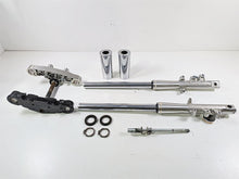 Load image into Gallery viewer, 2006 Suzuki C90 VL1500T Boulevard Front End Fork Set 51103-10F70 51104-10F70
