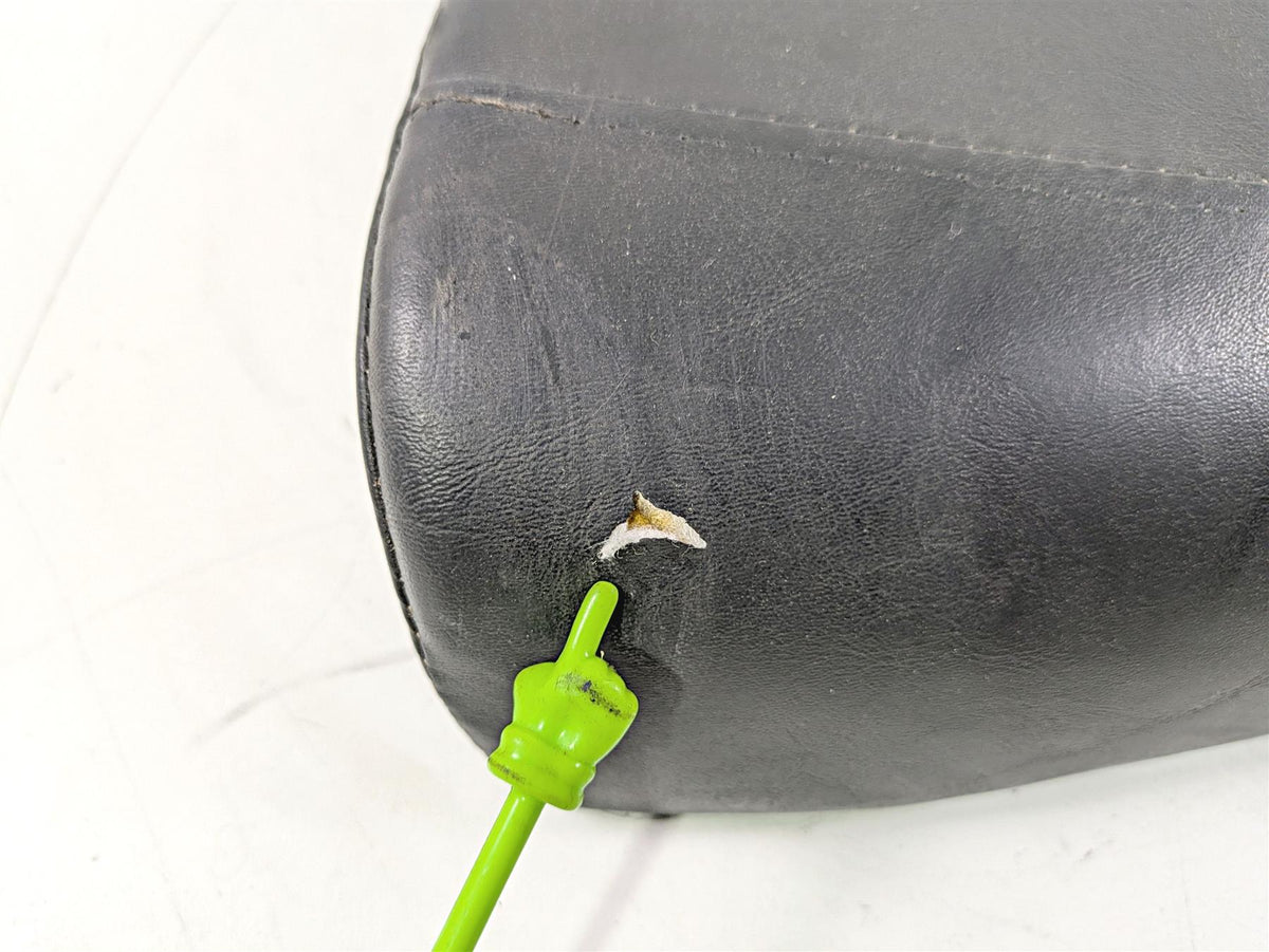 2013 Harley VRSCF Muscle Rod Front Driver Rider Seat Saddle - Read 52433-09 {{ shop.shopifyCountryName }} - Mototech271