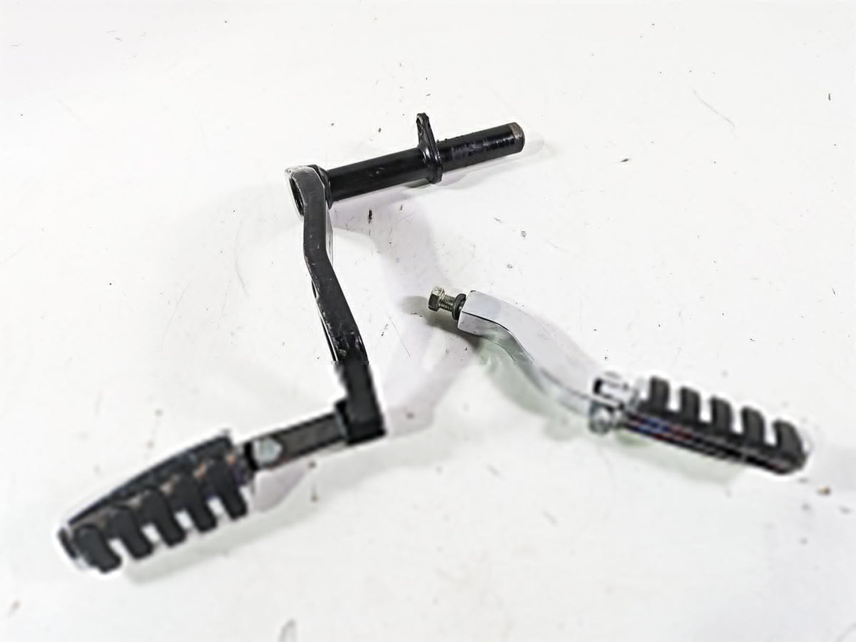 2003 Harley Dyna FXDL Low Rider 100TH Passenger Chrome Footpeg Rest Set 52740-02 {{ shop.shopifyCountryName }} - Mototech271