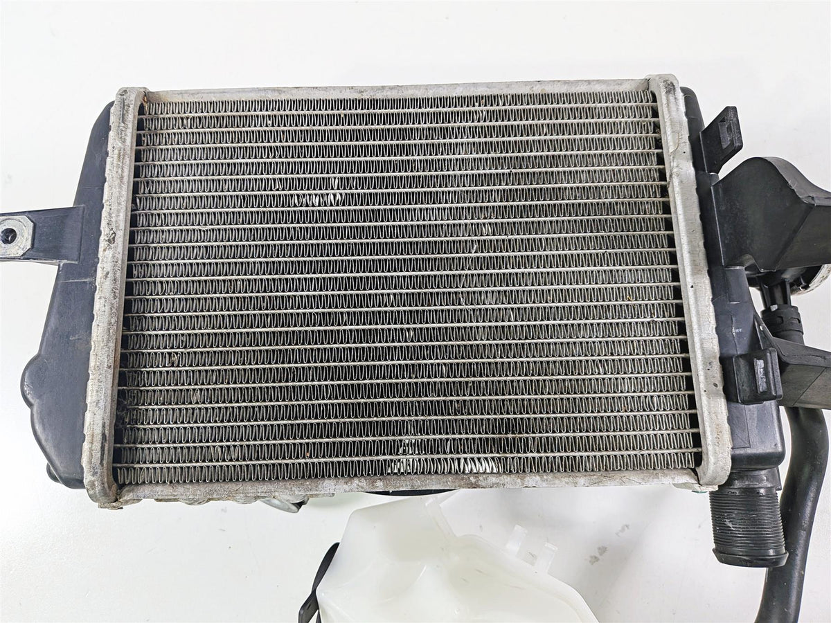 2016 BMW R1200RT RT RTW K52 Right Radiator Fan Hoses Reservoir 17118546416 {{ shop.shopifyCountryName }} - Mototech271