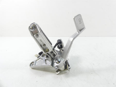 2013 Yamaha VMX17 V-Max 1700 Right Foot Peg + Brake Pedal Set 2S3-27443-00-00 {{ shop.shopifyCountryName }} - Mototech271
