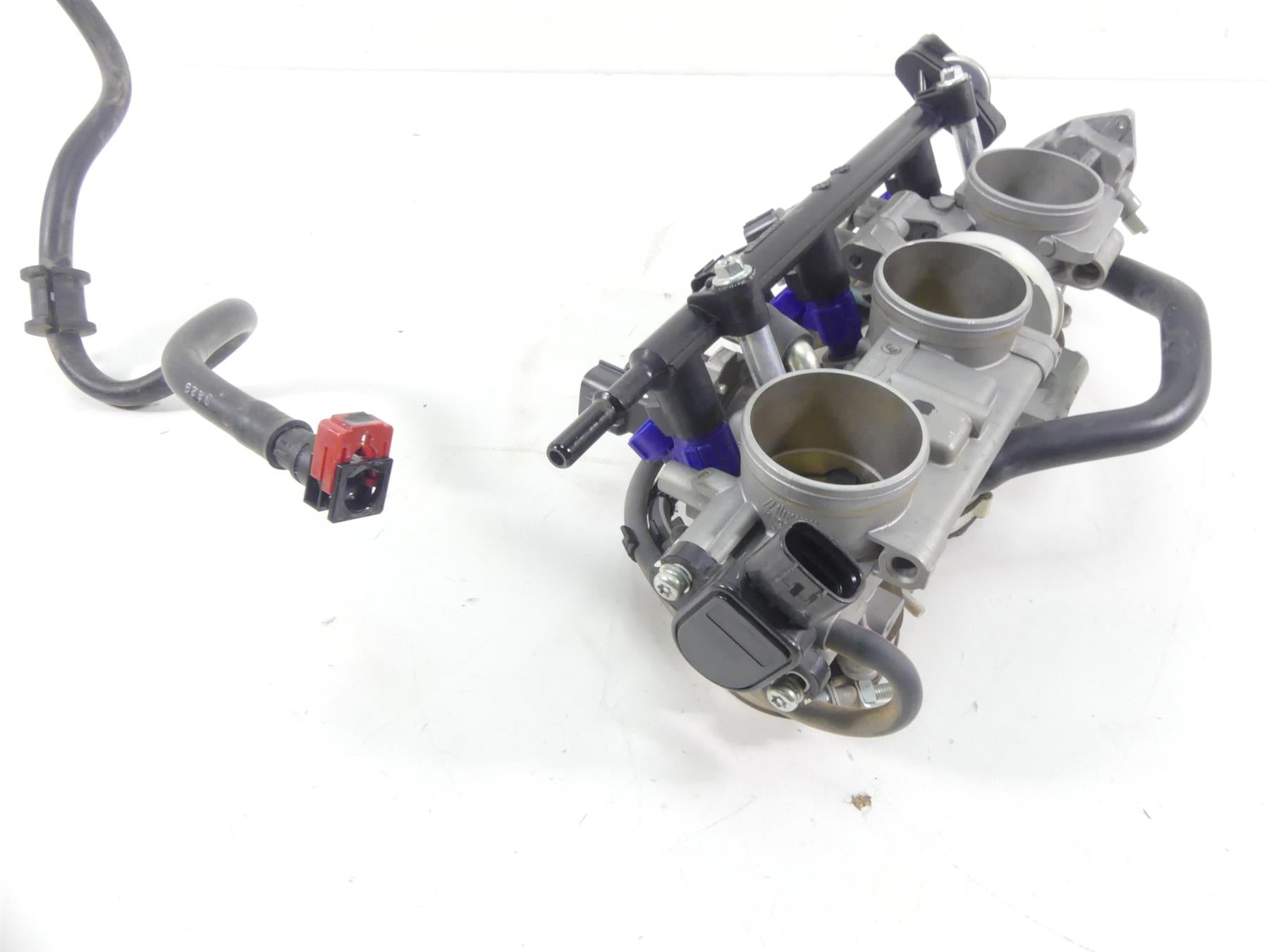 2018 Yamaha YXZ1000R EPS SS Mikuni Throttle Body Fuel Injection 2HC-13750-00-00 {{ shop.shopifyCountryName }} - Mototech271