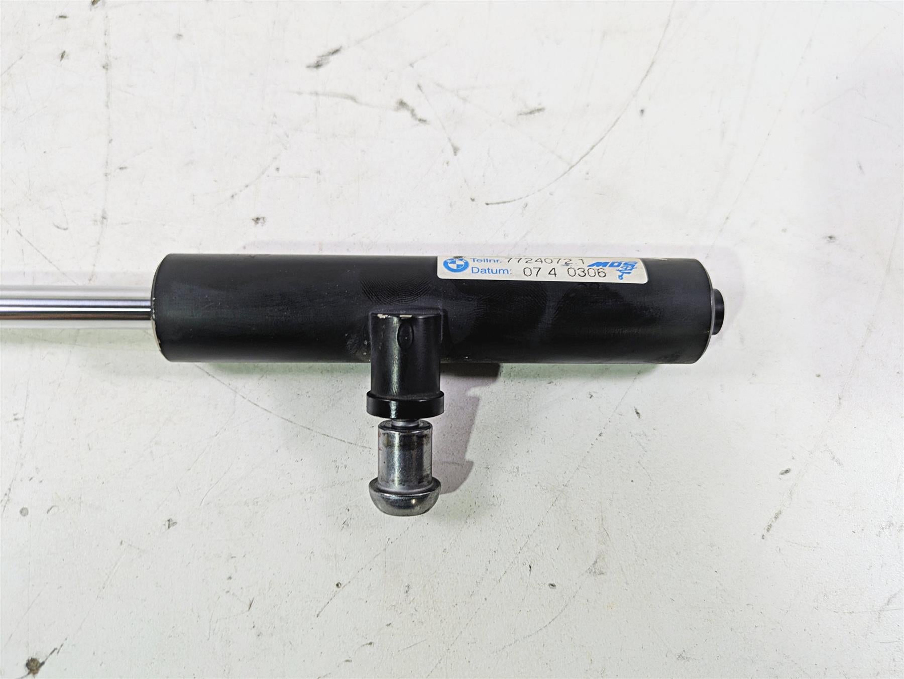 2015 BMW K1600 GT K48 Steering Damper Stabilizer 31447724072 {{ shop.shopifyCountryName }} - Mototech271
