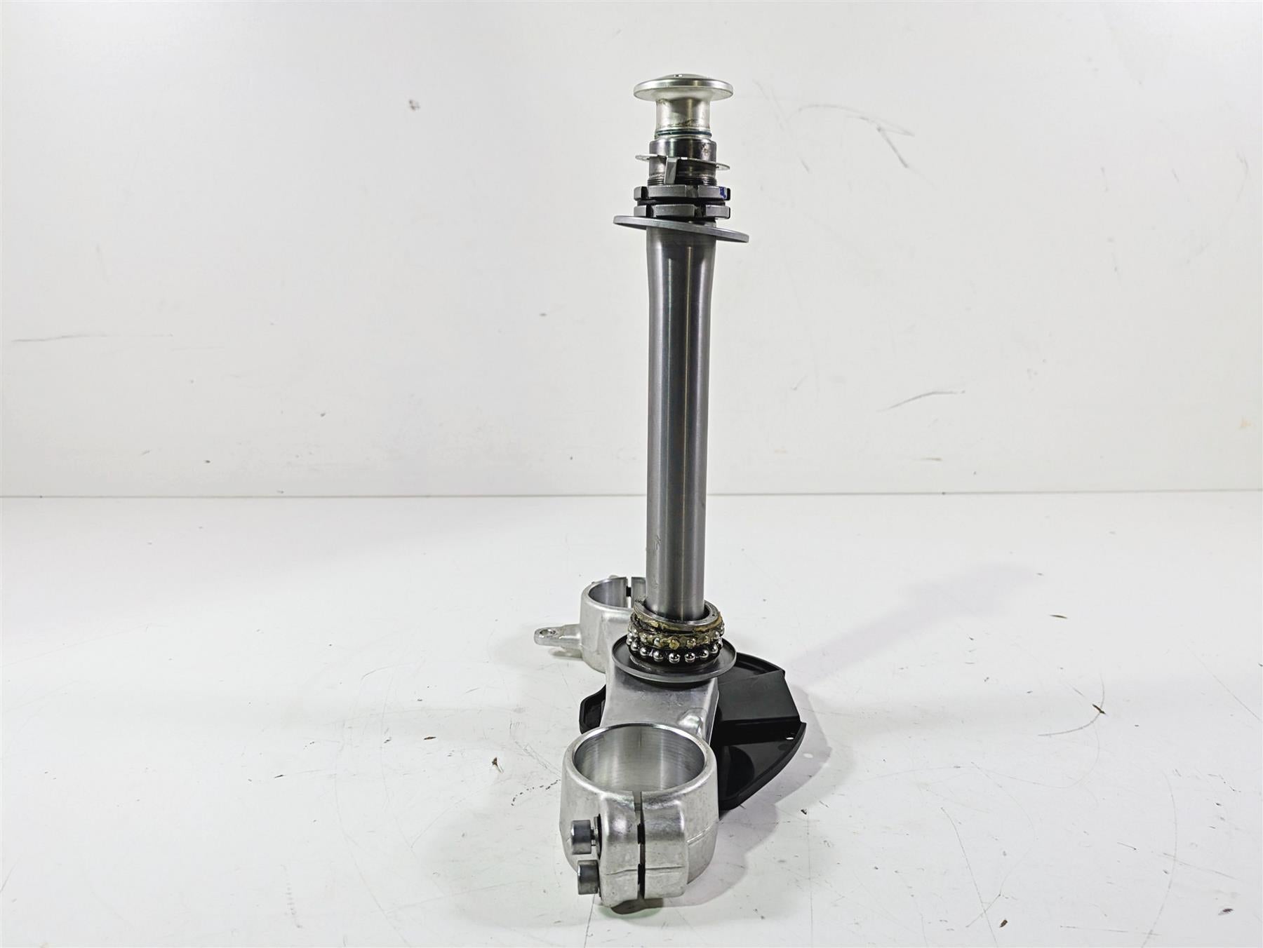 2019 BMW S1000XR K49 Lower Triple Tree Steering Clamp 58mm