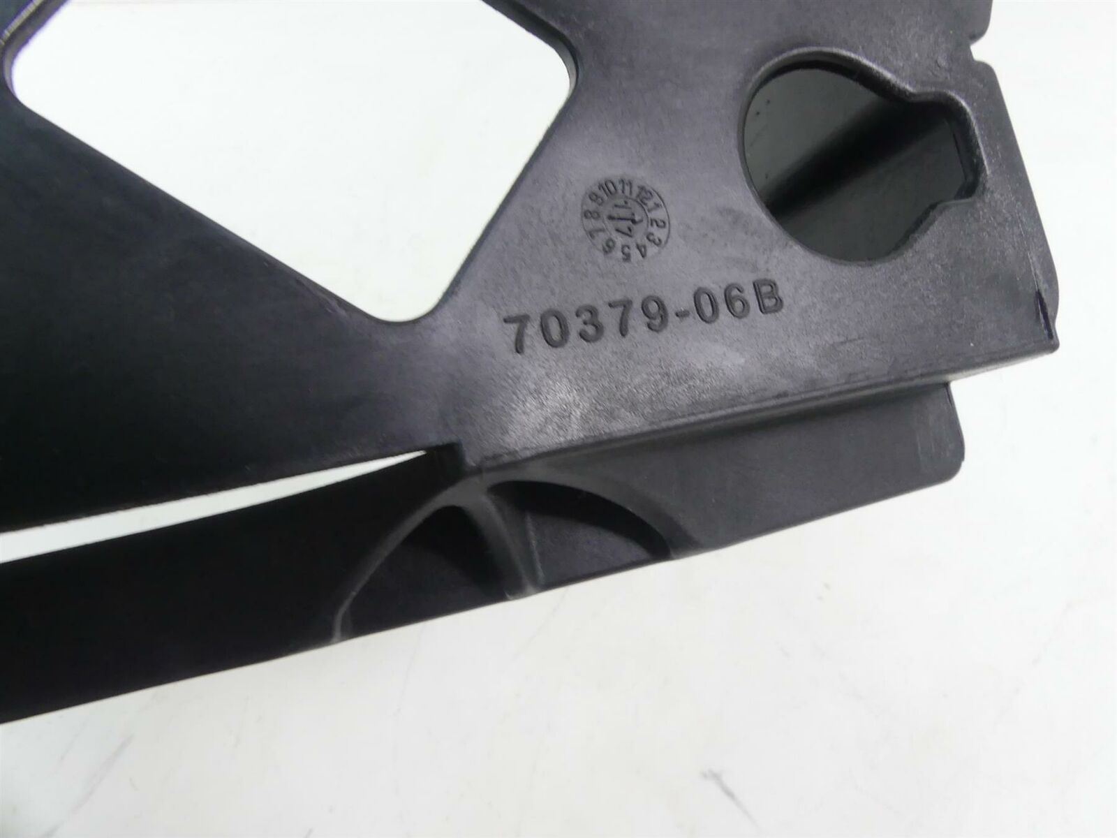2017 Harley FXDLS Dyna Low Rider Battery Tray Stay Bracket + Cover 70379-06B {{ shop.shopifyCountryName }} - Mototech271